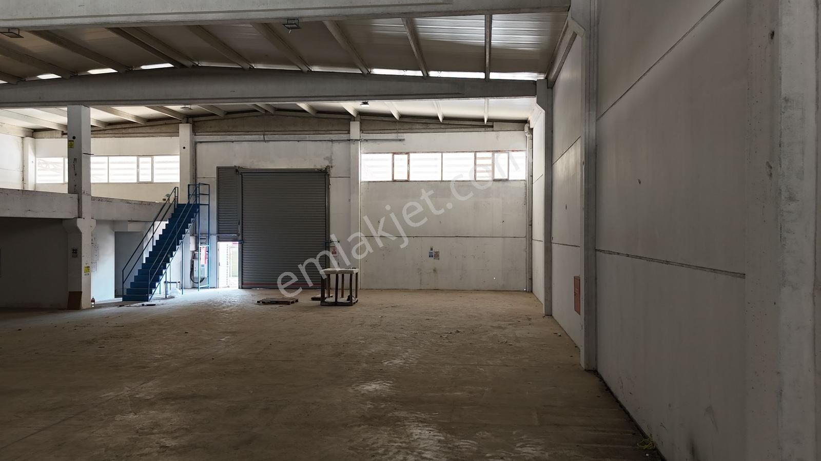 Bergama 3'üncü Sanayi Bölgesinde 1000 M2 Depo Kiralıktır - Görsel 19