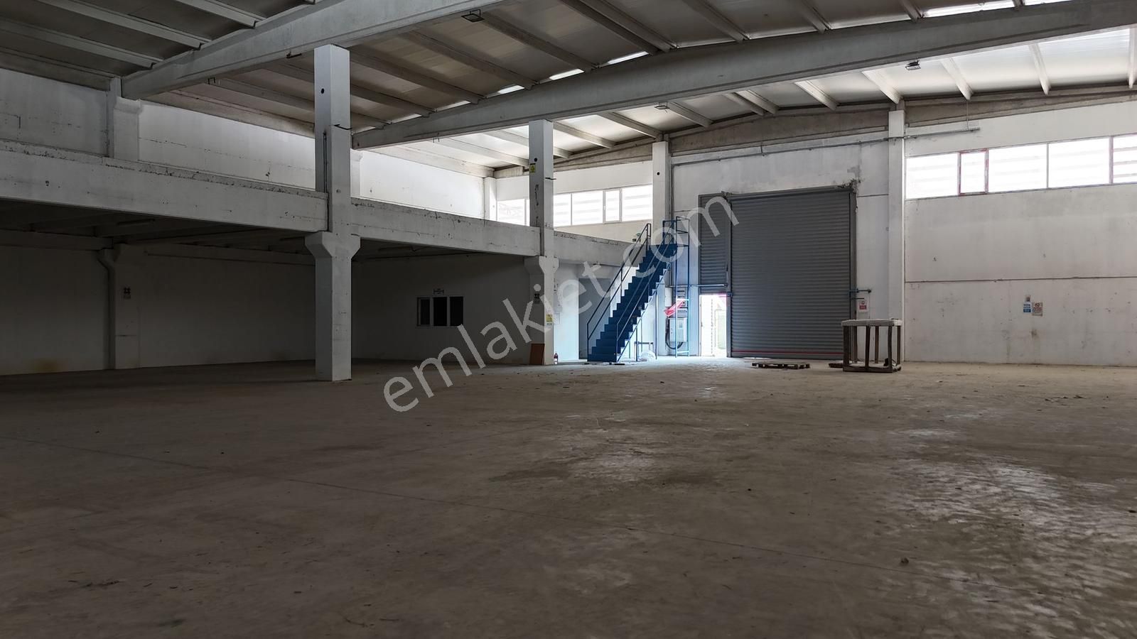 Bergama 3'üncü Sanayi Bölgesinde 1000 M2 Depo Kiralıktır - Görsel 29