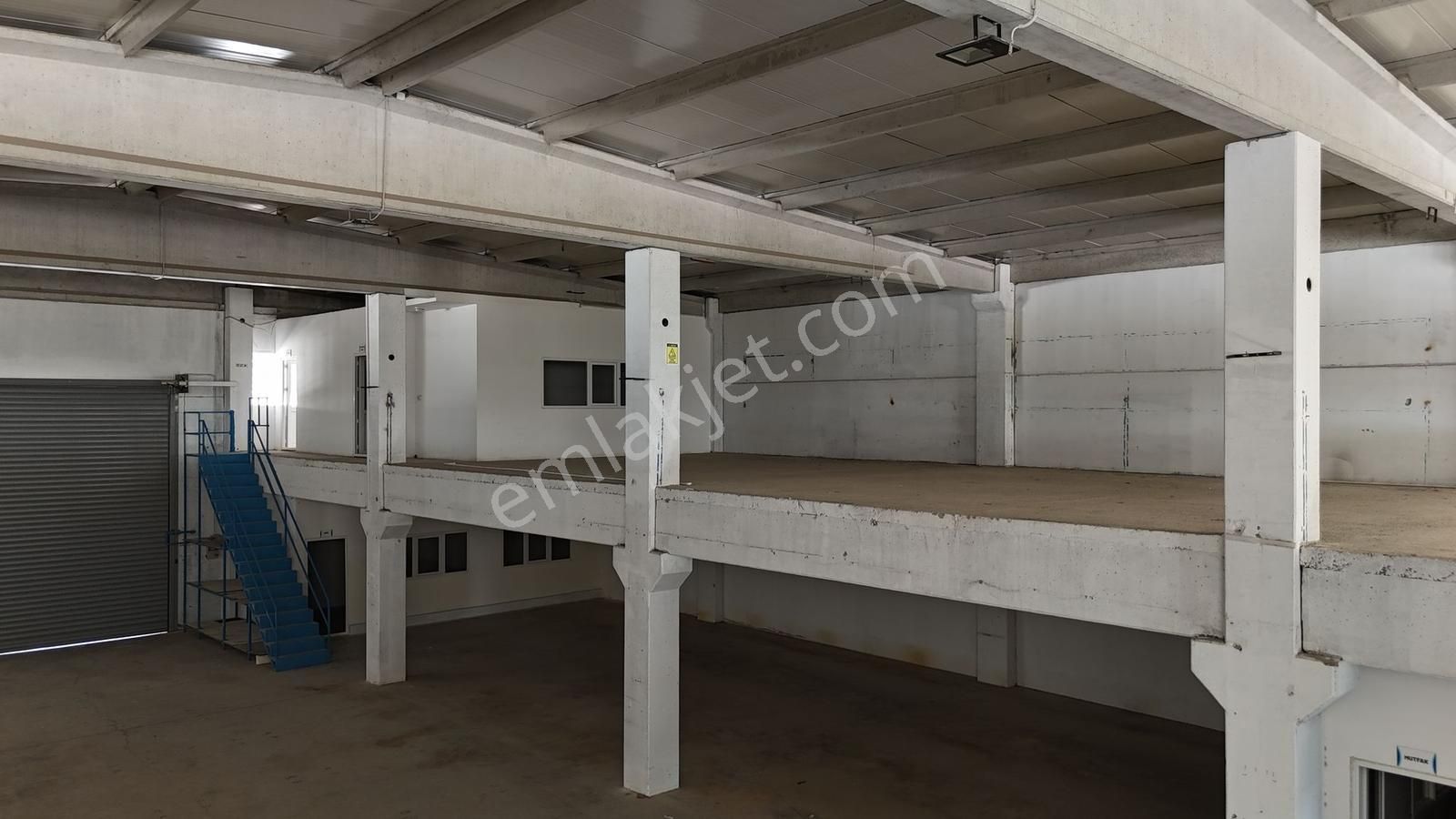 Bergama 3'üncü Sanayi Bölgesinde 1000 M2 Depo Kiralıktır - Görsel 6
