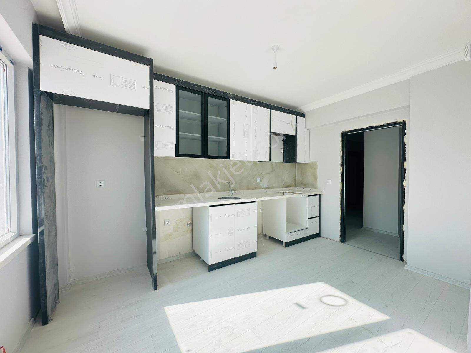 Başpınar'da Geniş Balkonlu Full Yapılı 2+1 Satılık Sıfır Daire !! - Görsel 15