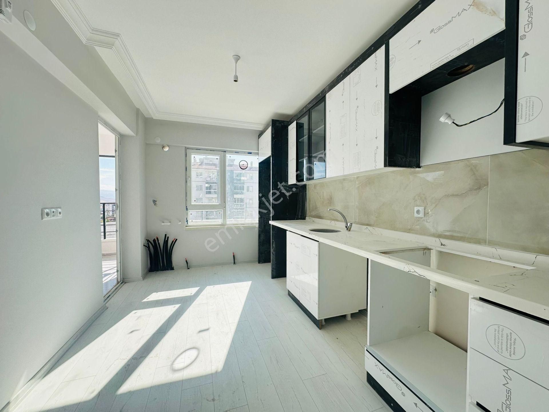 Başpınar'da Geniş Balkonlu Full Yapılı 2+1 Satılık Sıfır Daire !! - Görsel 16