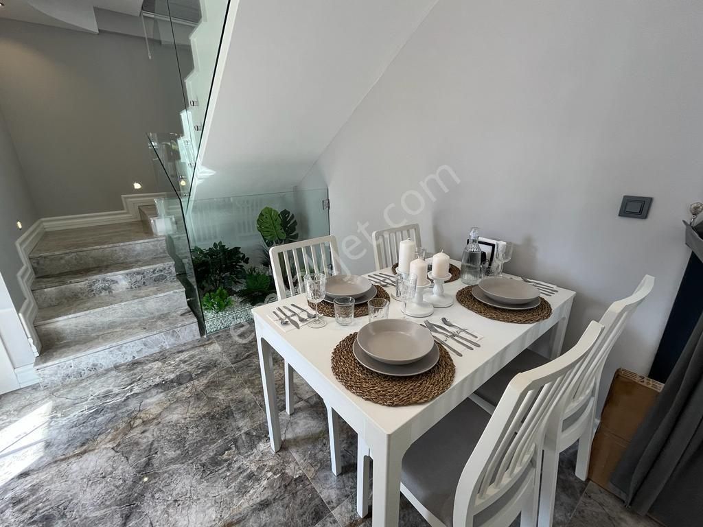 Güzelçamlıda Havuzlu Sitede Tek Müstakil Bahçeli Sıfır Villa - Görsel 26