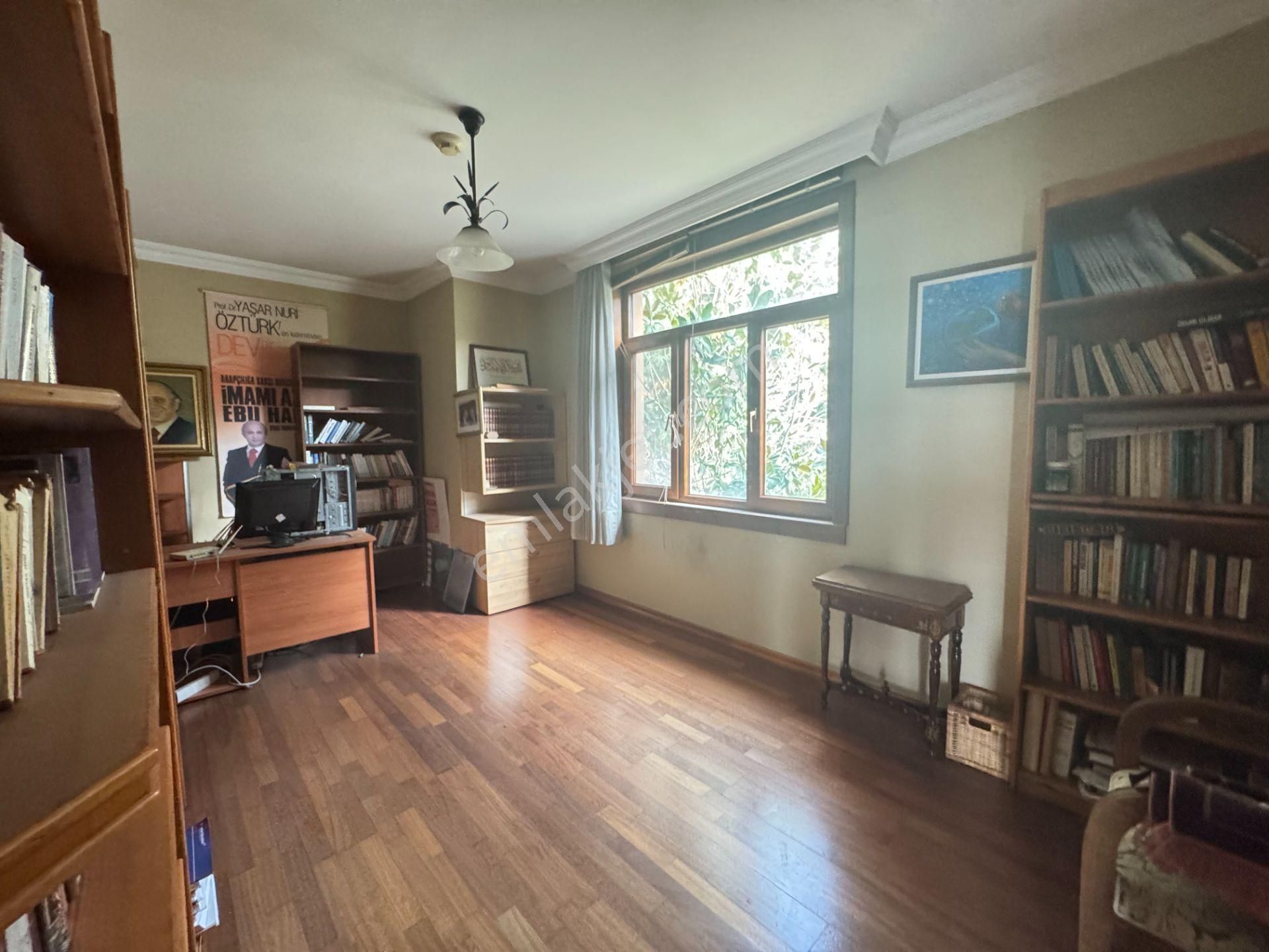 İstanbul Beykoz Paşabahçe'de Boğaz Manzaralı Satılık Müstakil Ev - Görsel 17