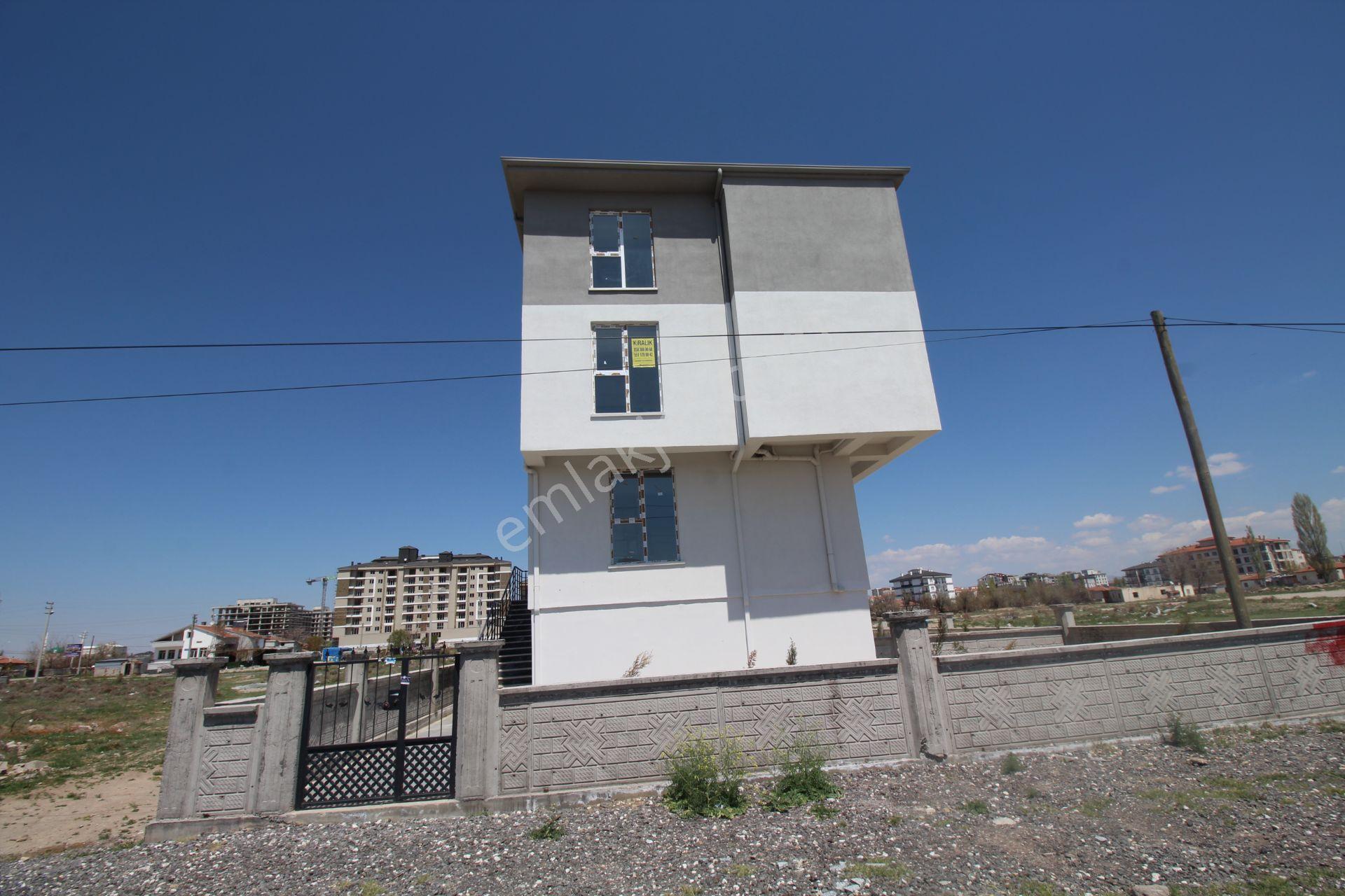 Aksaray Hacılar Harmanında 1+1 Eşyalı Kiralık Sıfır Daireler - Görsel 3