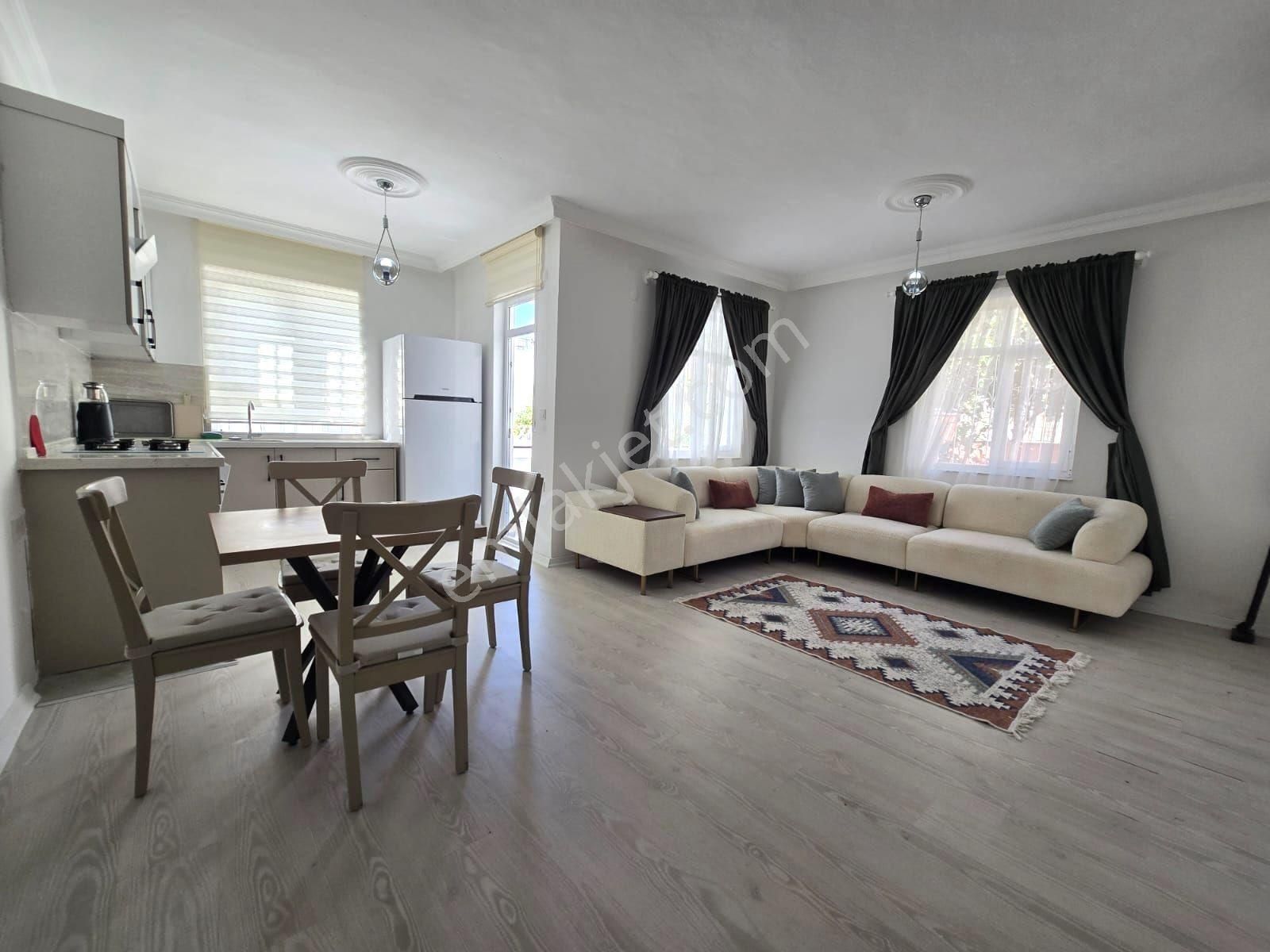 İdamax ' Tan Denize Yürüme Mesafesinde 2+1 Geniş Dubleks Villa