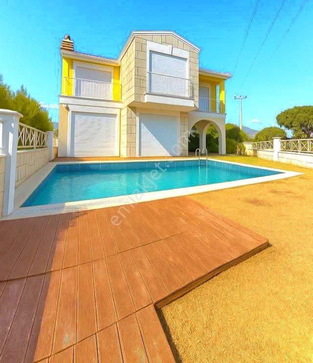 Davutlarda Özel Havuzlu Tek Müstakil 4+1 Sıfır Villa - Görsel 29