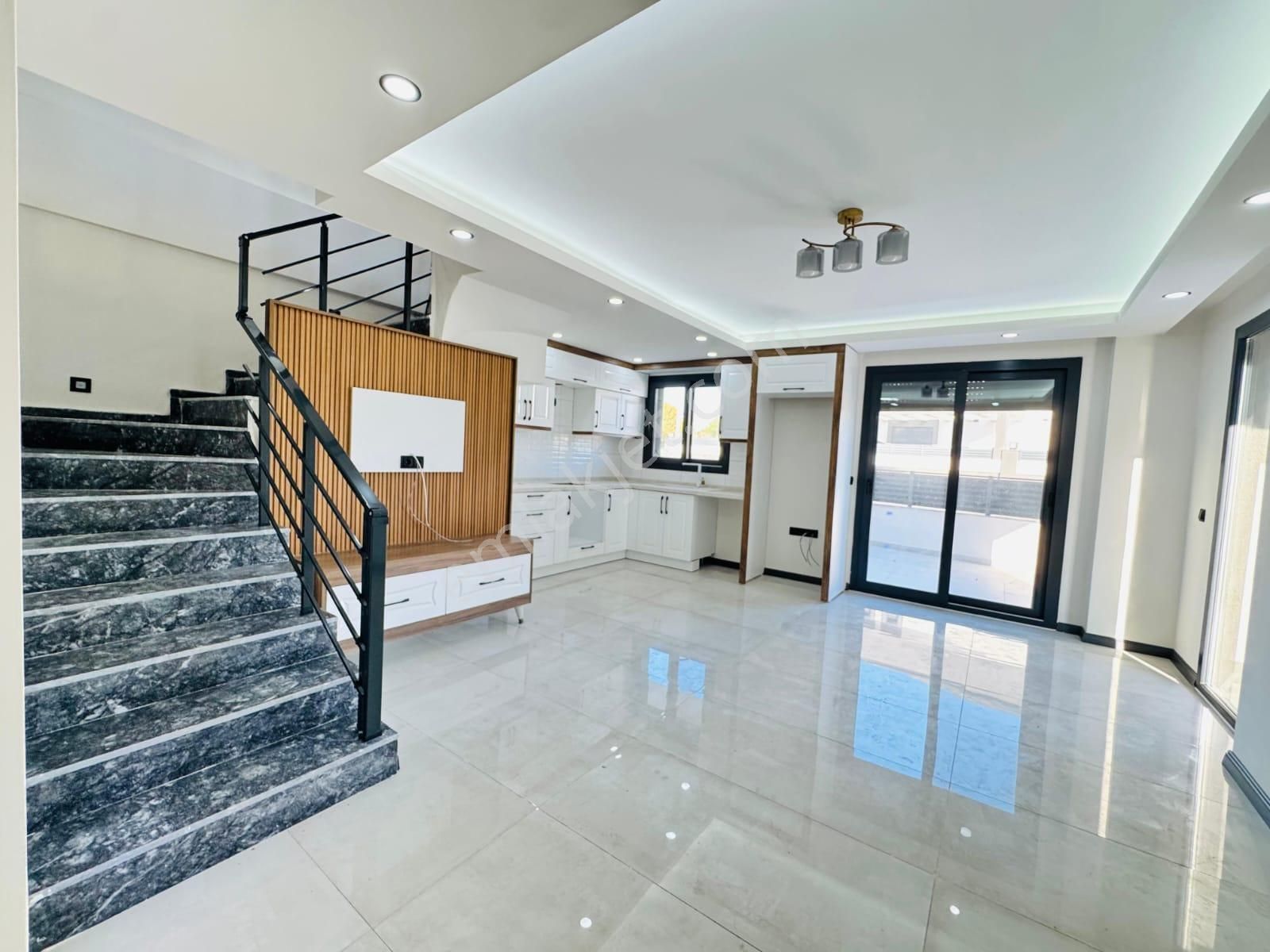 Didim Hisar Mahallesinde Havuzlu Sitede 3+1 Villa - Görsel 10