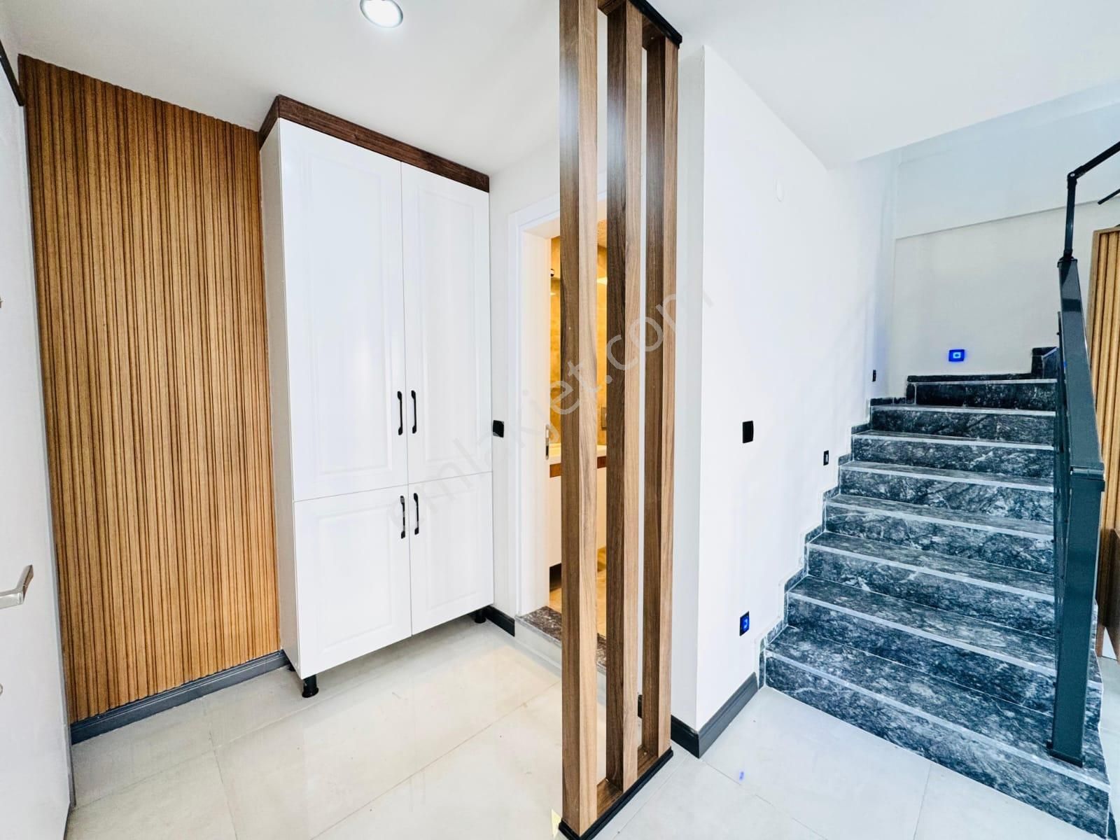 Didim Hisar Mahallesinde Havuzlu Sitede 3+1 Villa - Görsel 13