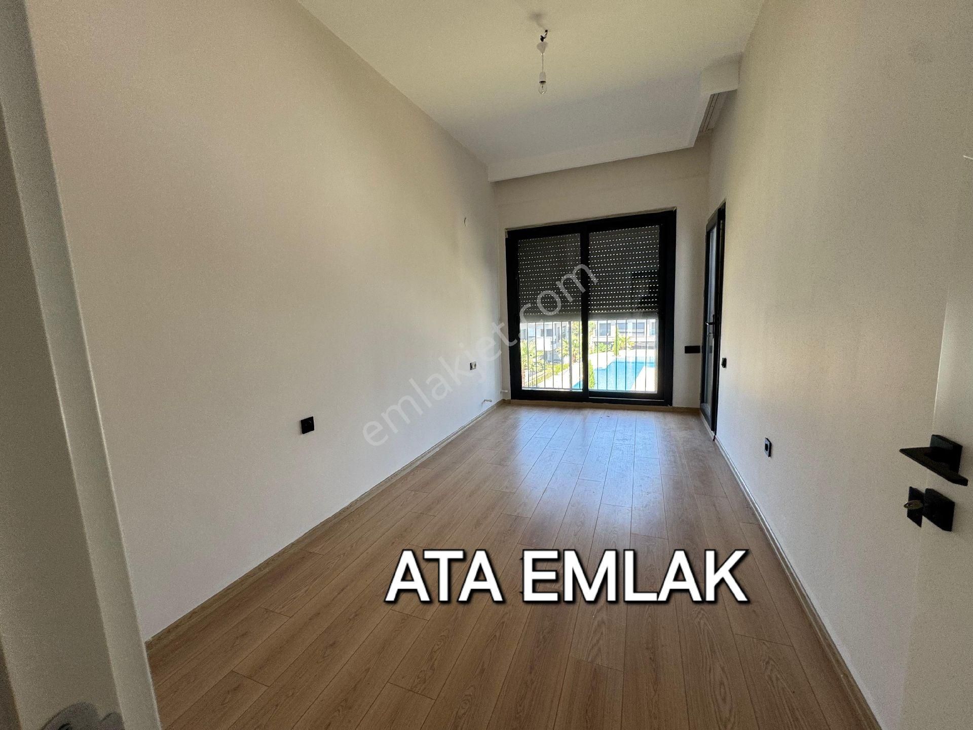 Güzelçamlıda Havuzlu Sitede 3+1 Bahçeli Sıfır Villa - Görsel 28