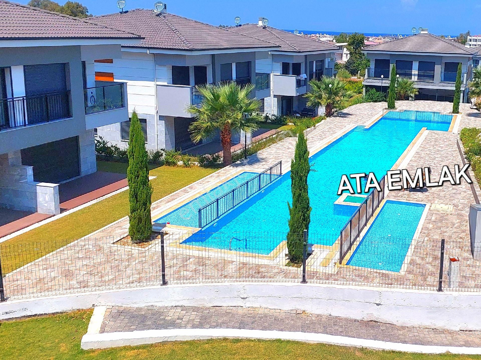 Güzelçamlıda Havuzlu Sitede 3+1 Bahçeli Sıfır Villa - Görsel 20