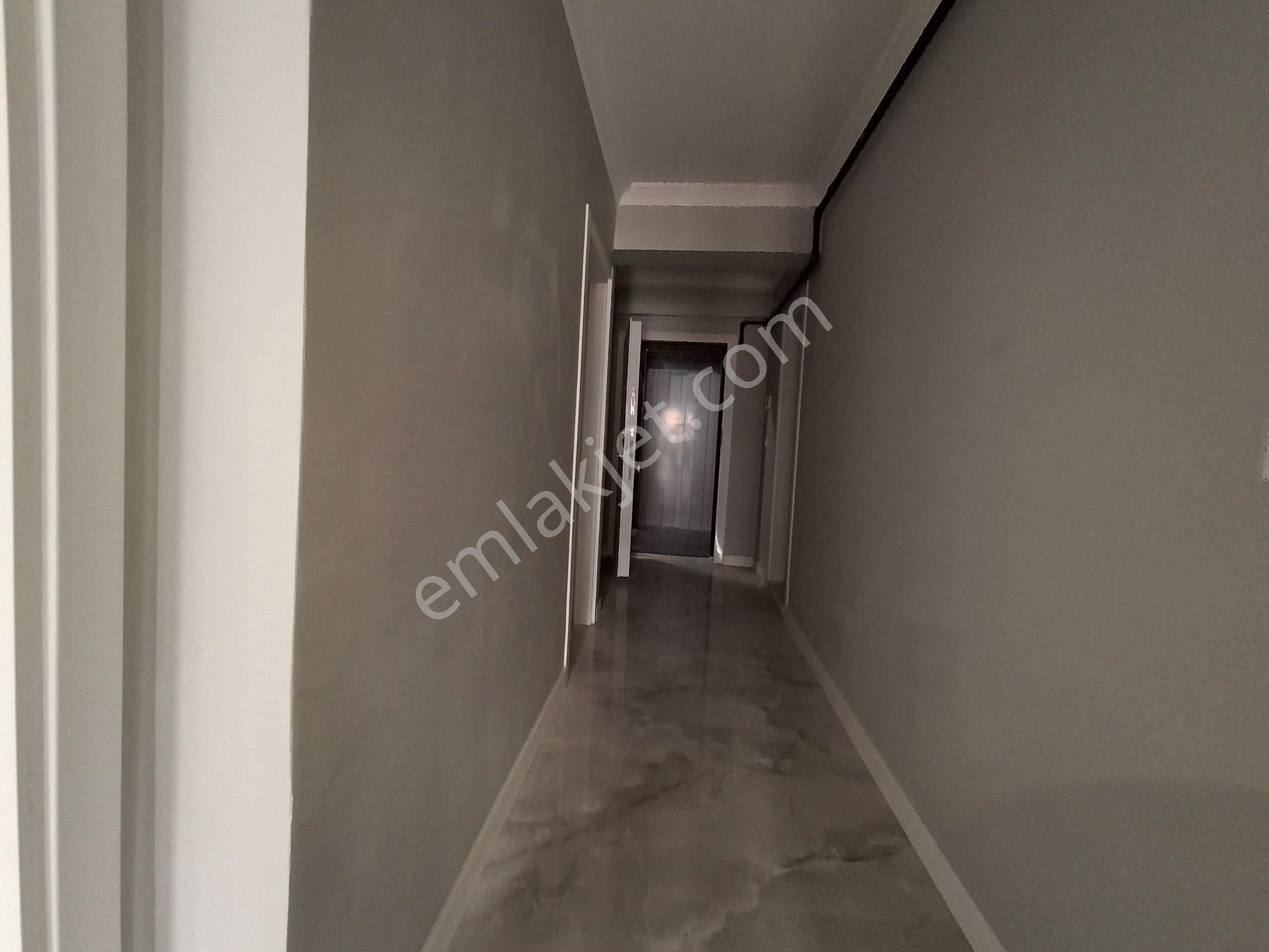 Çiğli İnönü Mahallesinde Satılık 2+1 Daire - Görsel 3