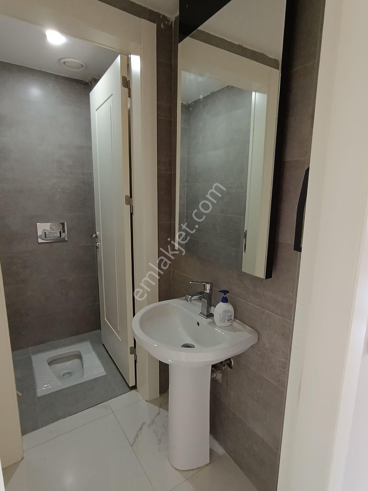 Gazze Caddesinde 1+1 Kiralık Daire - Görsel 17