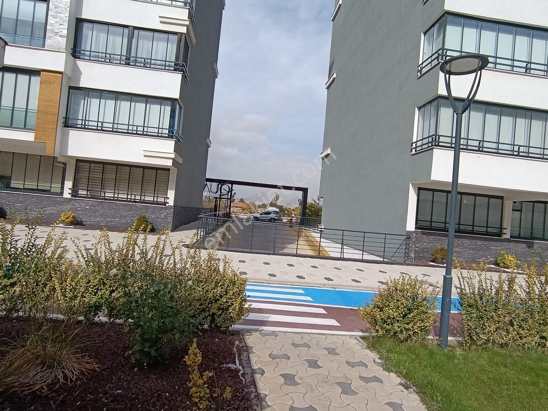 Gazze Caddesinde 1+1 Kiralık Daire - Görsel 32