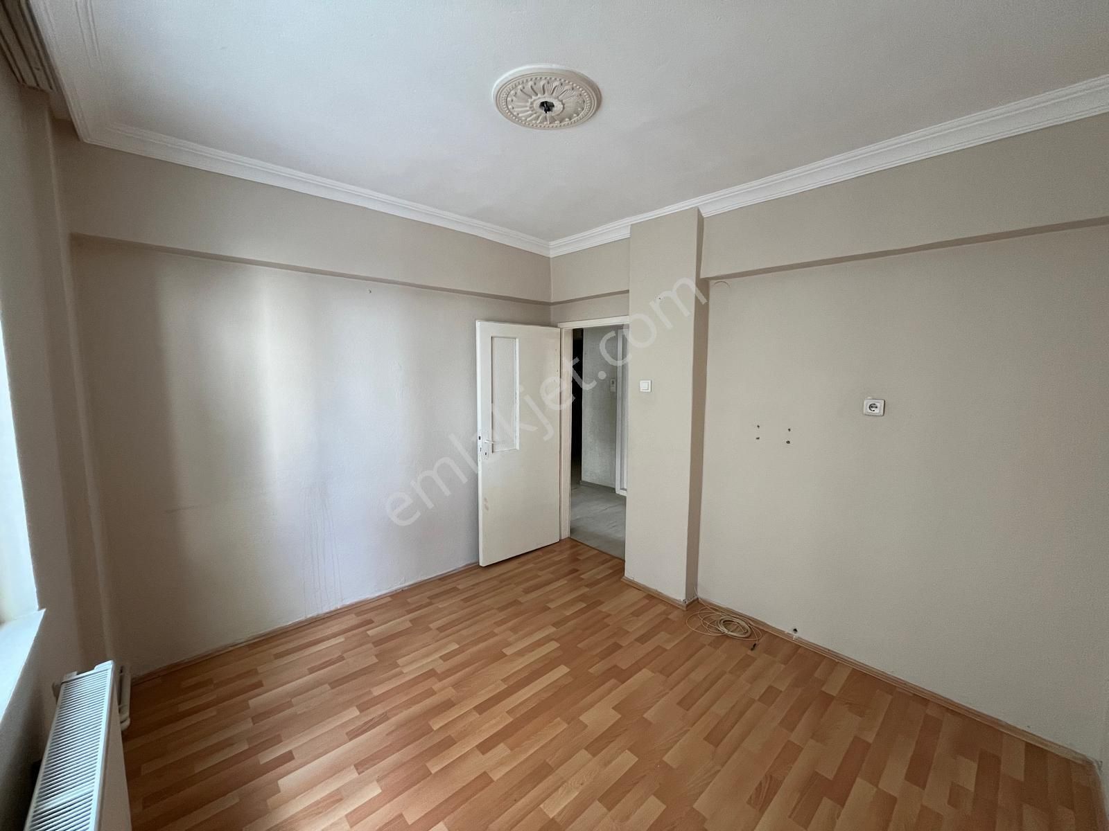 Mareşal Çakmak Mh.de 3+1 Ara Kat Ebevyn Banyolu Satılık Daire - Görsel 17