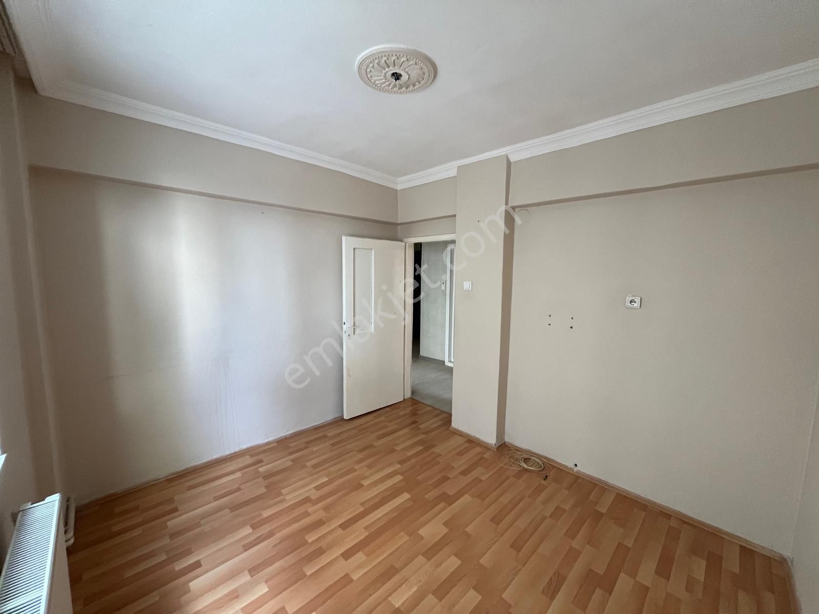 Mareşal Çakmak Mh.de 3+1 Ara Kat Ebevyn Banyolu Satılık Daire - Görsel 18