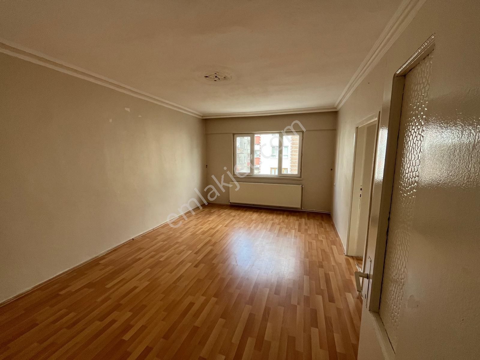 Mareşal Çakmak Mh.de 3+1 Ara Kat Ebevyn Banyolu Satılık Daire - Görsel 8