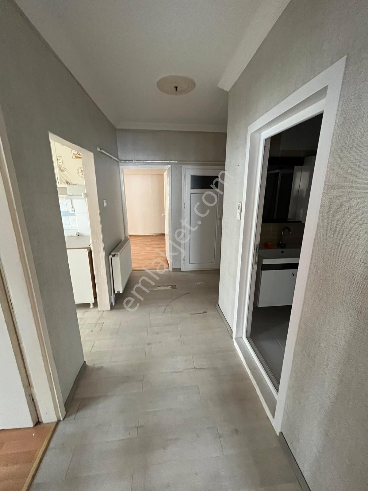 Mareşal Çakmak Mh.de 3+1 Ara Kat Ebevyn Banyolu Satılık Daire - Görsel 23