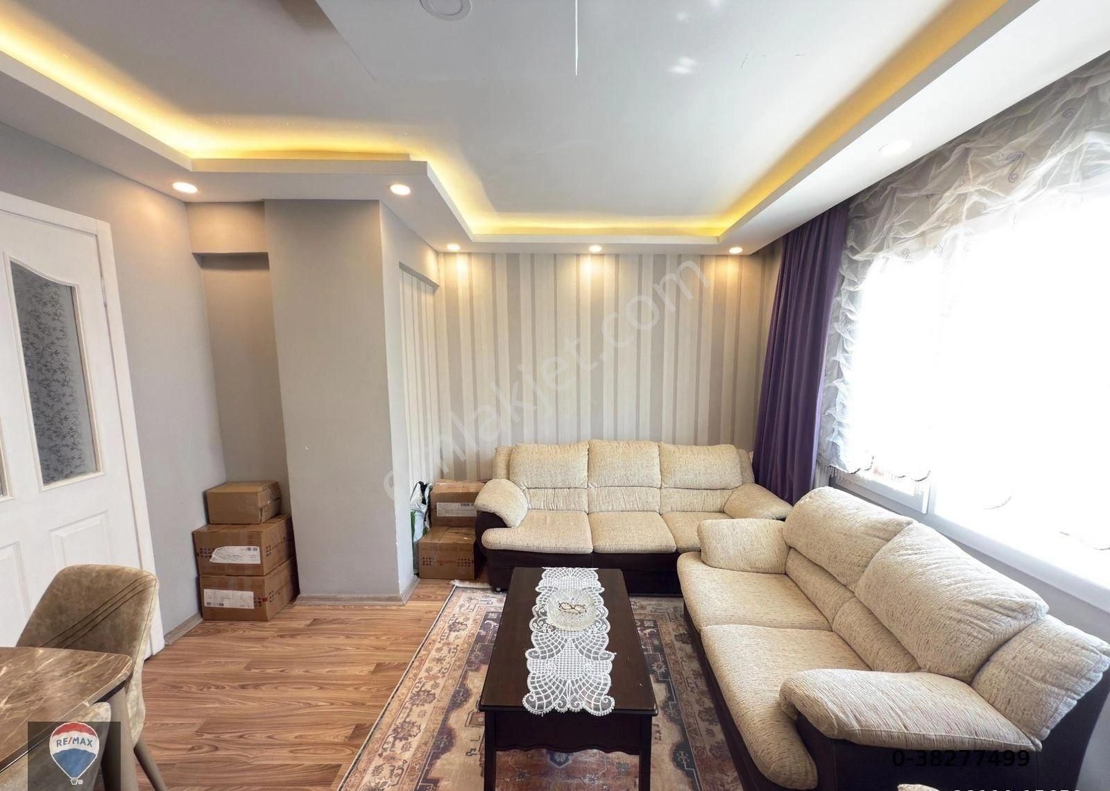 Kuşadası Merkezde Satılık 2 Daire 1 Dükkan - Görsel 34