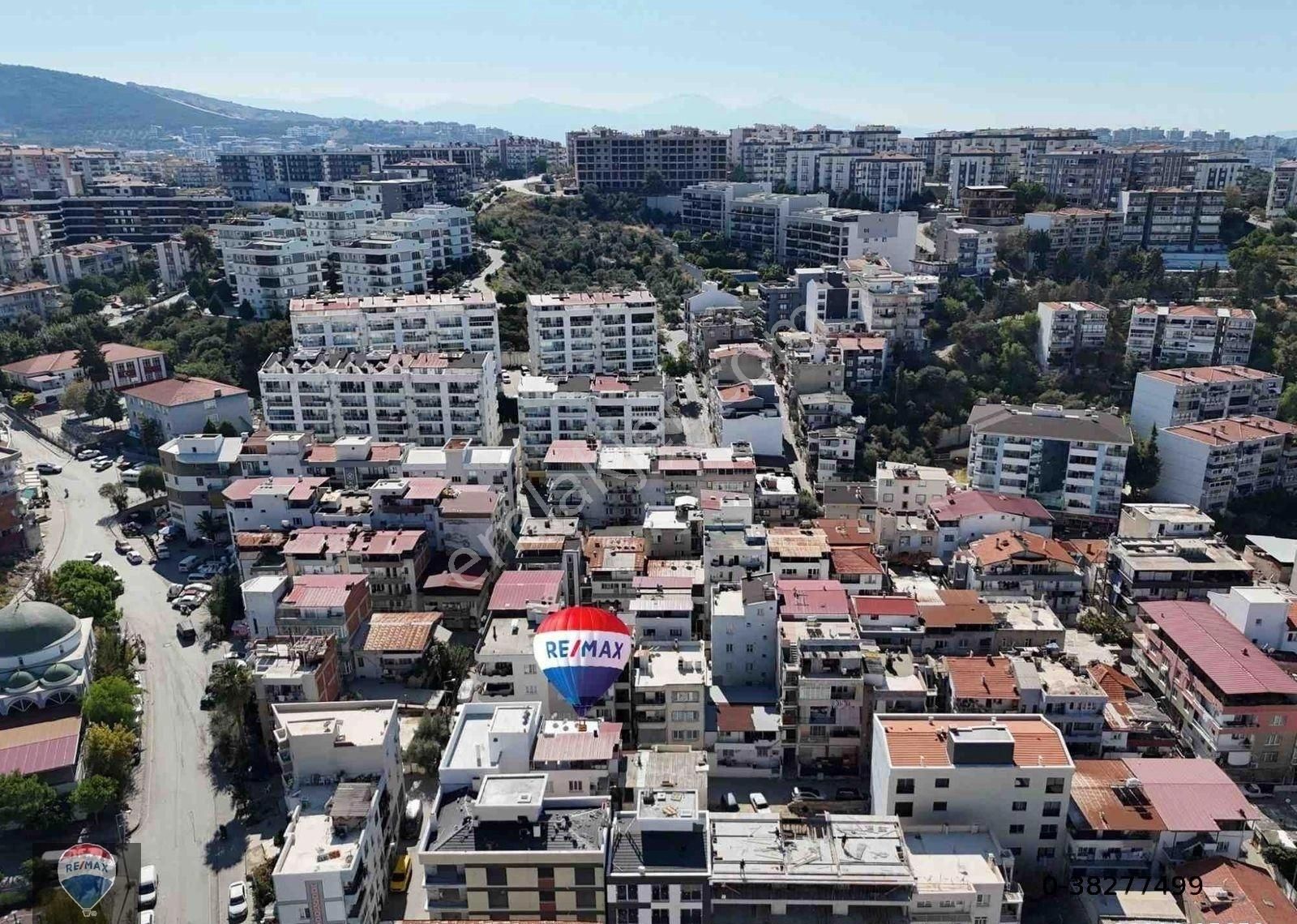 Kuşadası Merkezde Satılık 2 Daire 1 Dükkan - Görsel 19