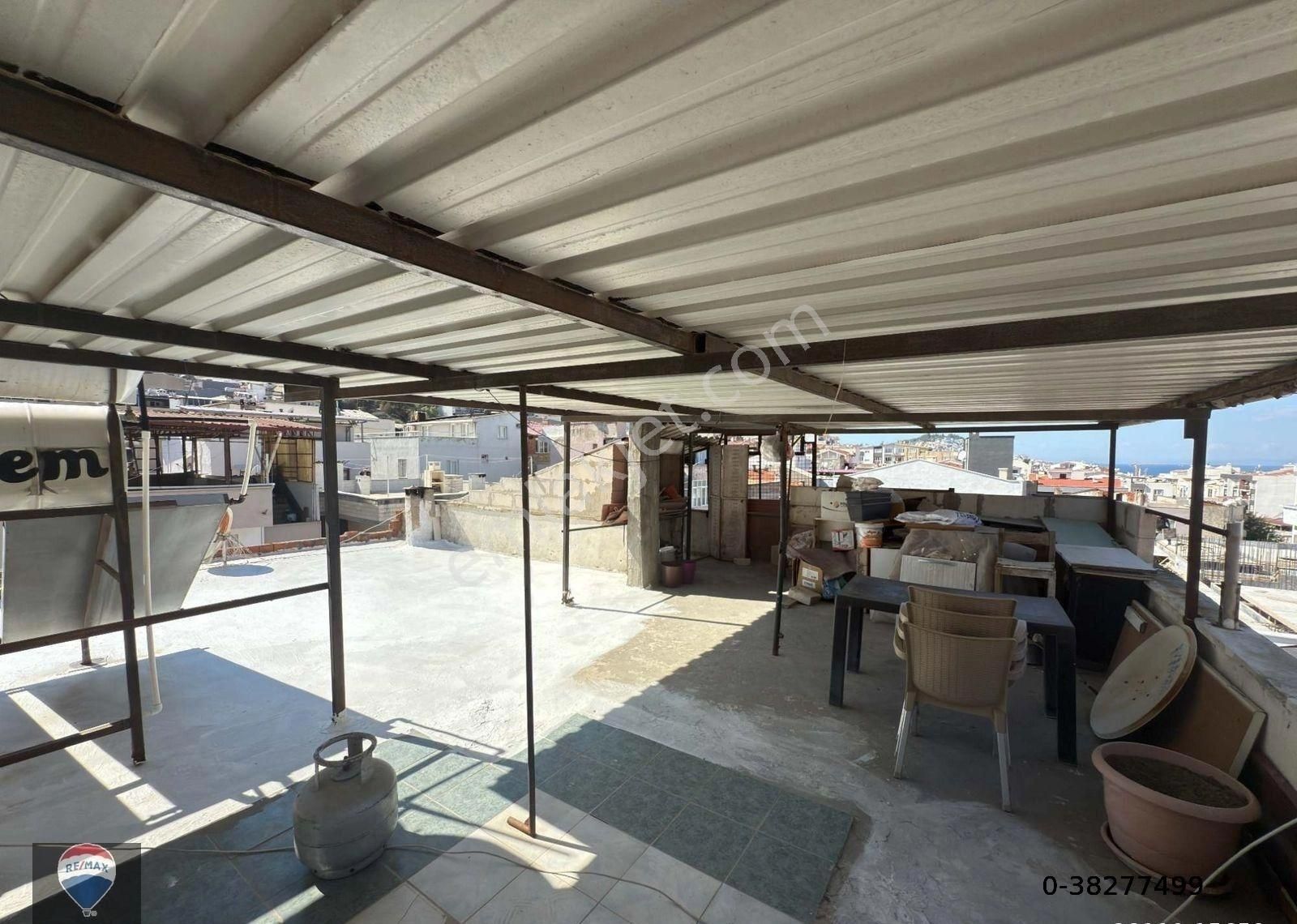 Kuşadası Merkezde Satılık 2 Daire 1 Dükkan - Görsel 29