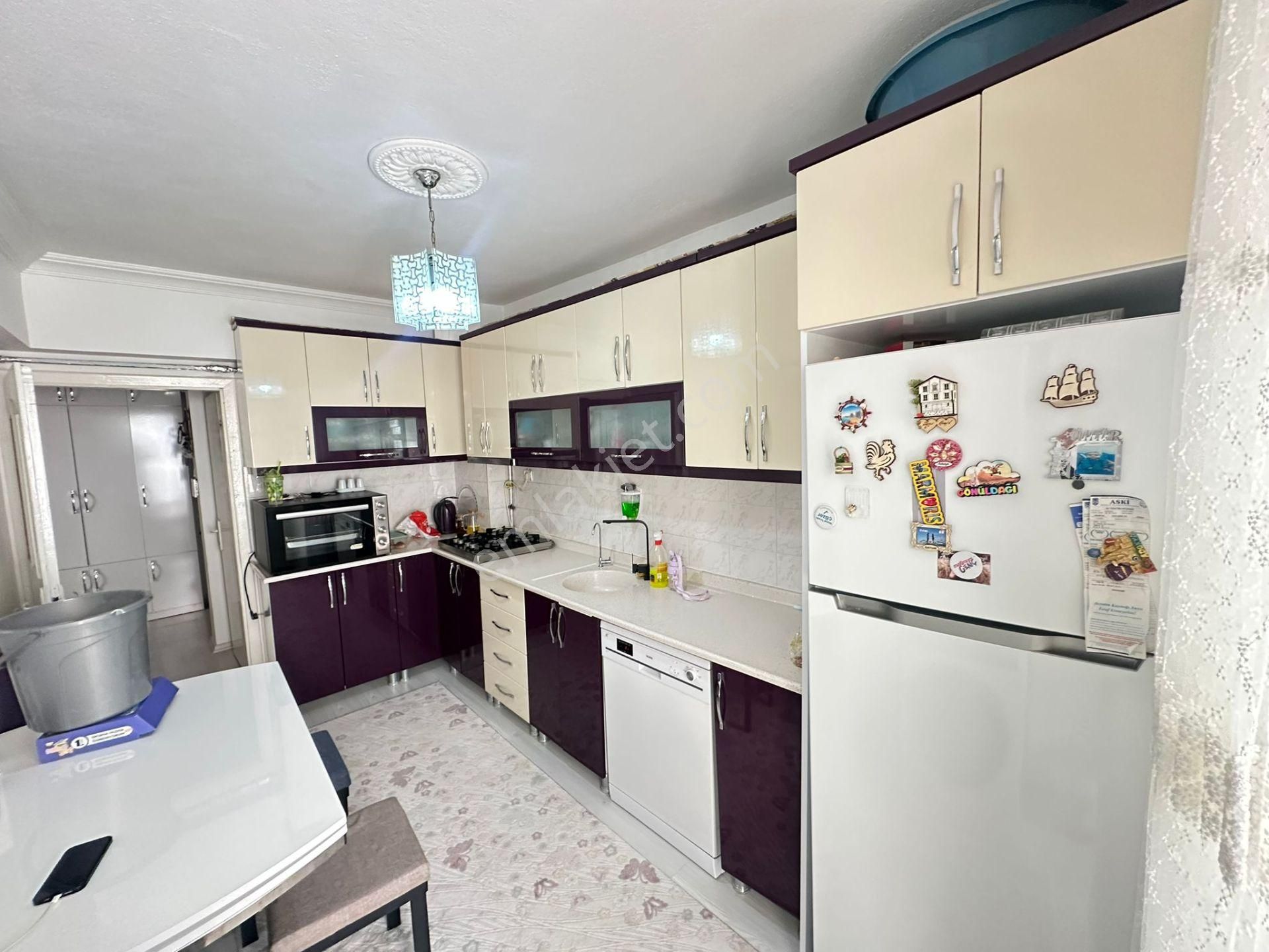 Altındağ - Battalgazi Mahallesinde Çamlık Parkı Yakınında Katta 3+1 Satılık Daire !!!