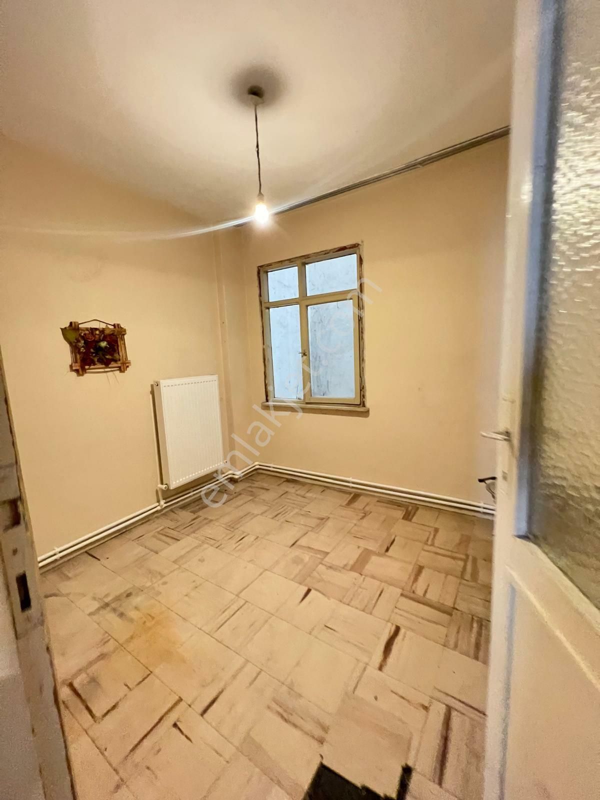 Tekirdağ Çorlu Reşadiye Mahallesinde 130m2 Satılık 3+1 Daire