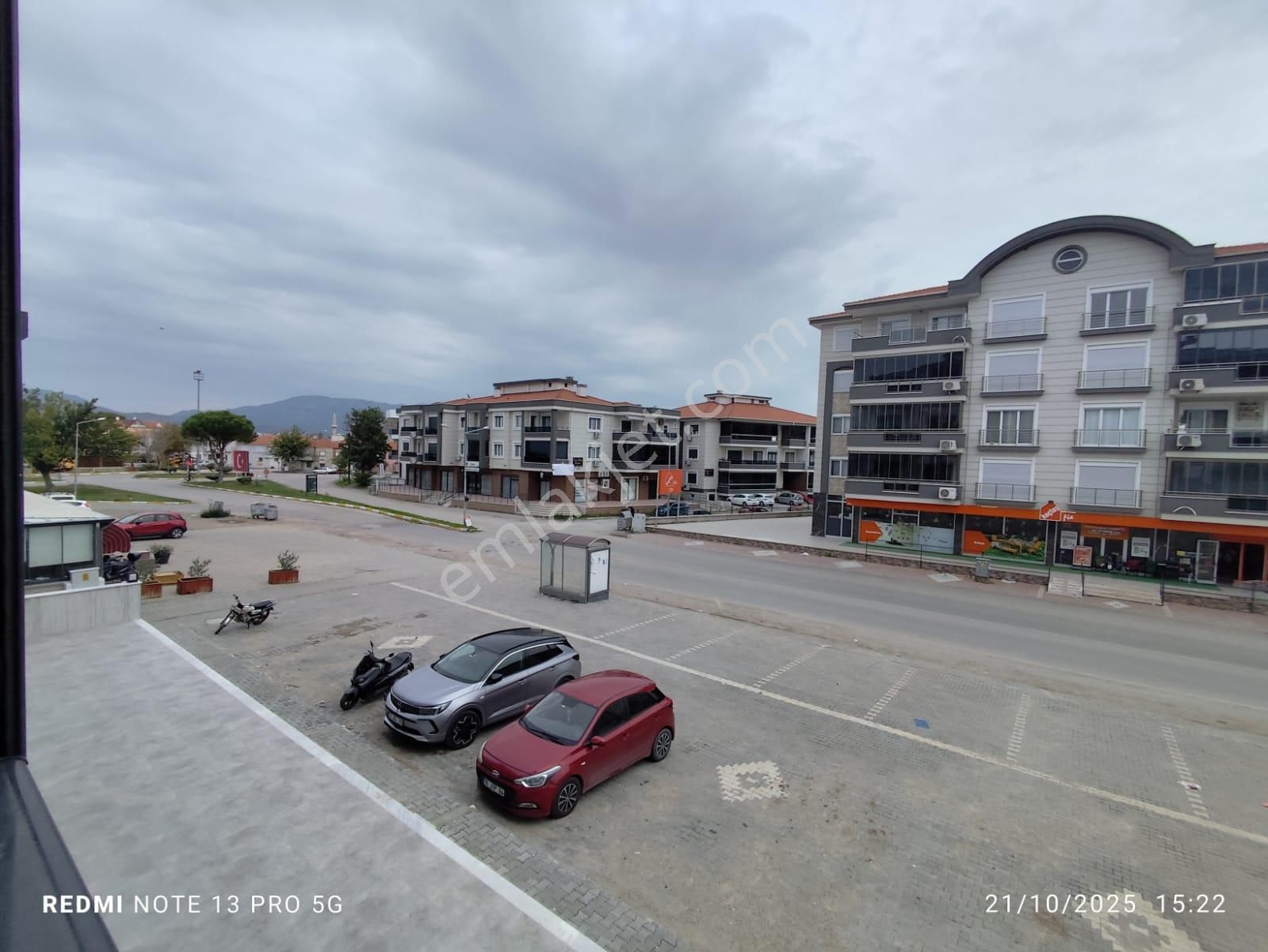 Ayvada'dan Ayvalık Altınovada 5 Katlı Binanın 1 Katı 3+1 Sıfır Lüks Daire - Görsel 23