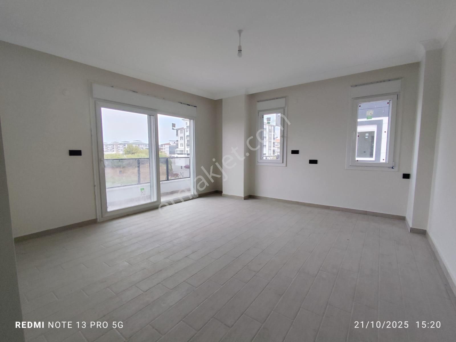 Ayvada'dan Ayvalık Altınovada 5 Katlı Binanın 1 Katı 3+1 Sıfır Lüks Daire - Görsel 12