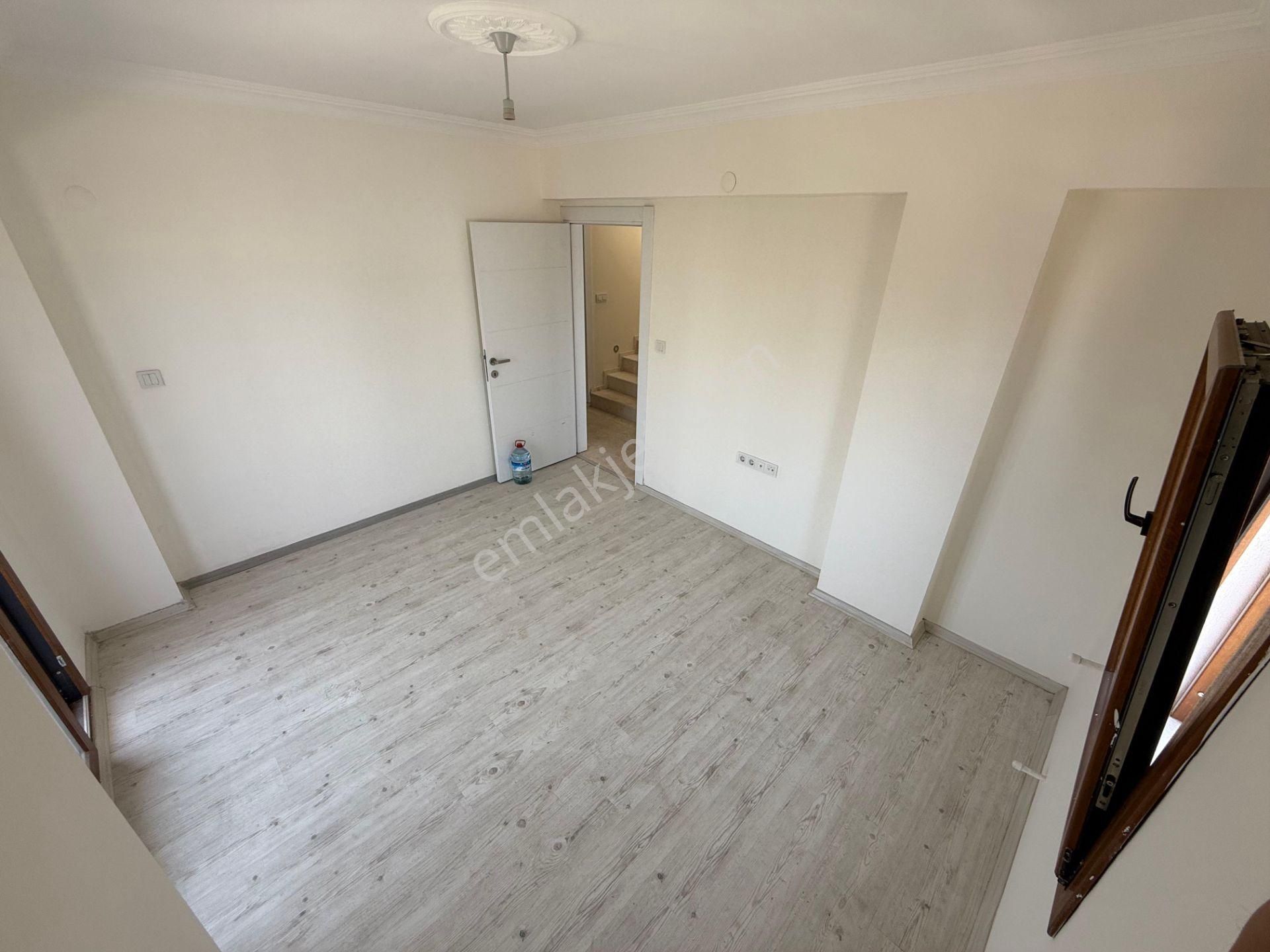 İzmir Dikili Salihleraltı Satılık Sıfır Denize Yakın 3+1 Villa - Görsel 11