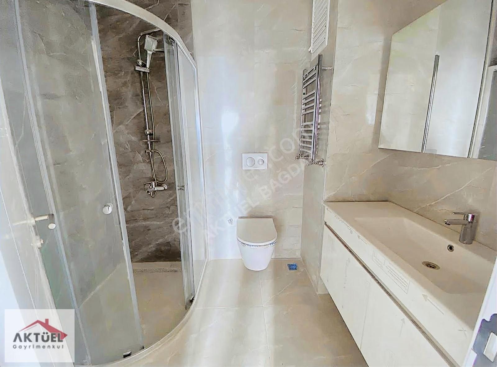 Göztepe'de Deniz Manzaralı Bağdat'a Yakın 140 M2 Balkonlu 3+1 - Görsel 27