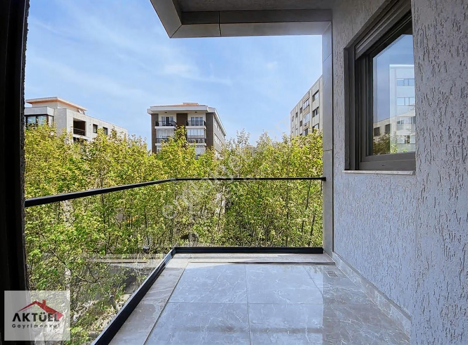 Çiftehavuzlar Sahil'de Büyük Kulübe Yakın 135 M2 Balkonlu 3+1 - Görsel 12