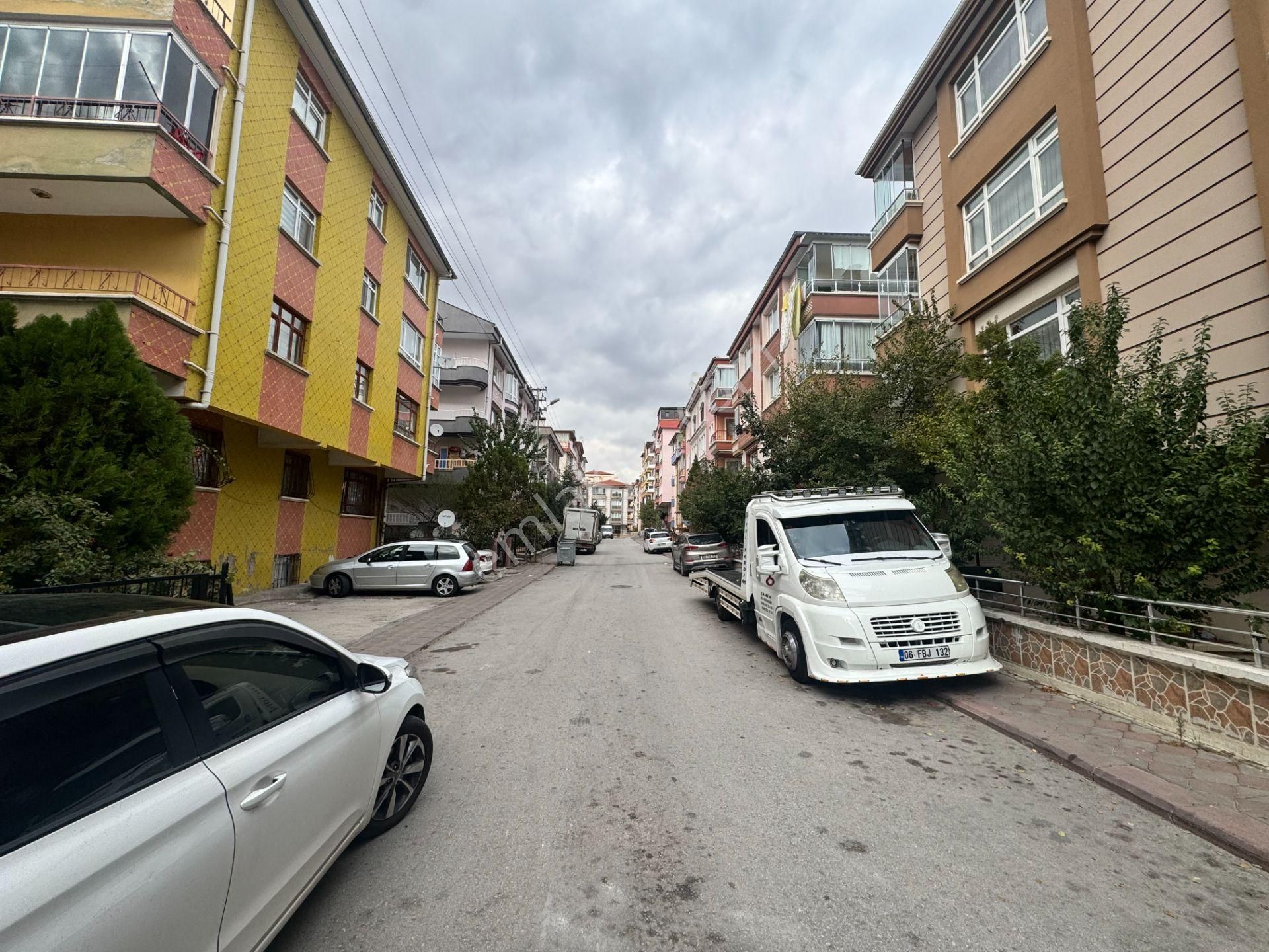 *giriş Katta,3+1,bağımsız,geniş Yapıda,bağlarbaşı Mh.478.sk. - Görsel 34