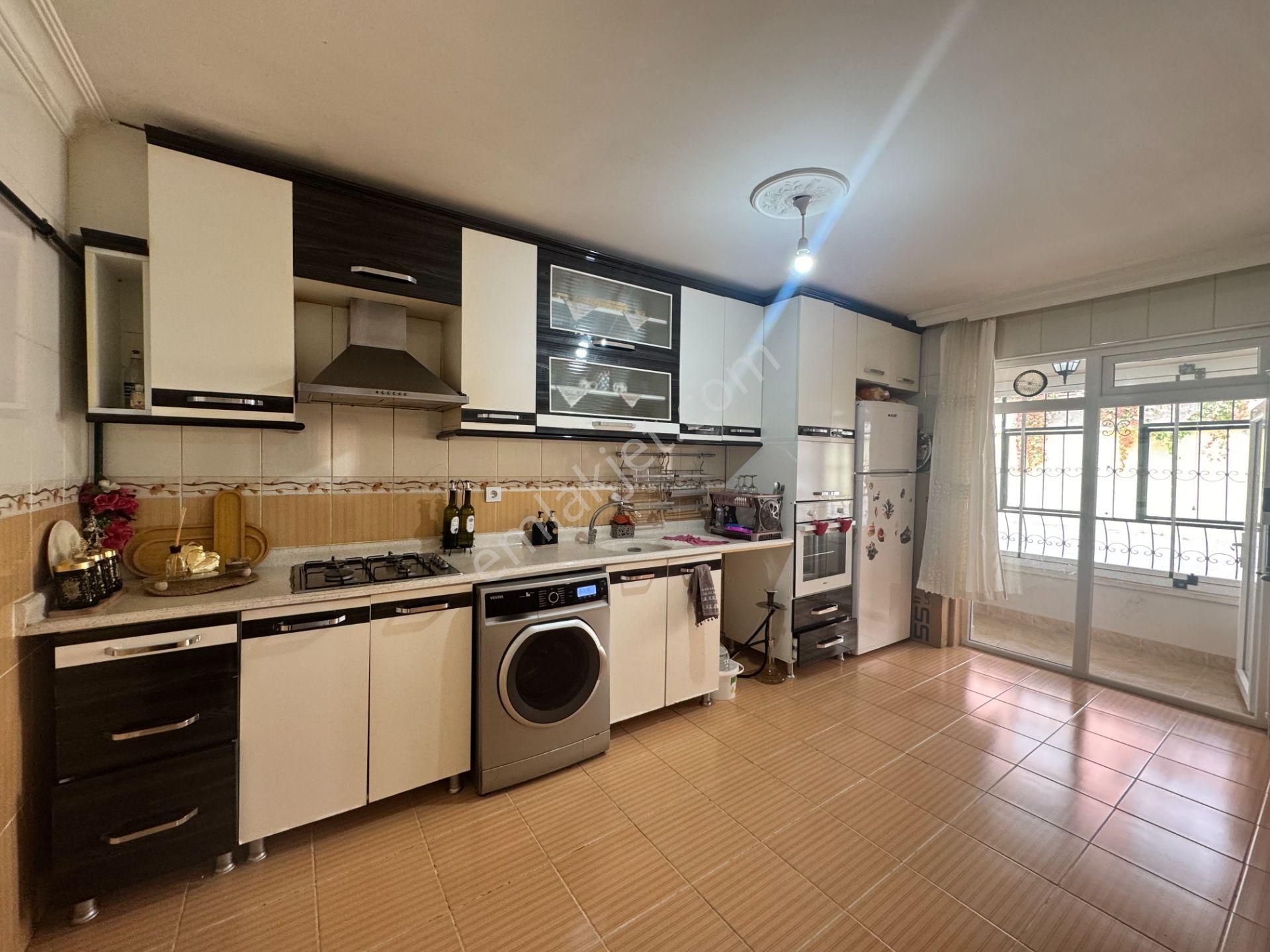 *giriş Katta,3+1,bağımsız,geniş Yapıda,bağlarbaşı Mh.478.sk. - Görsel 3