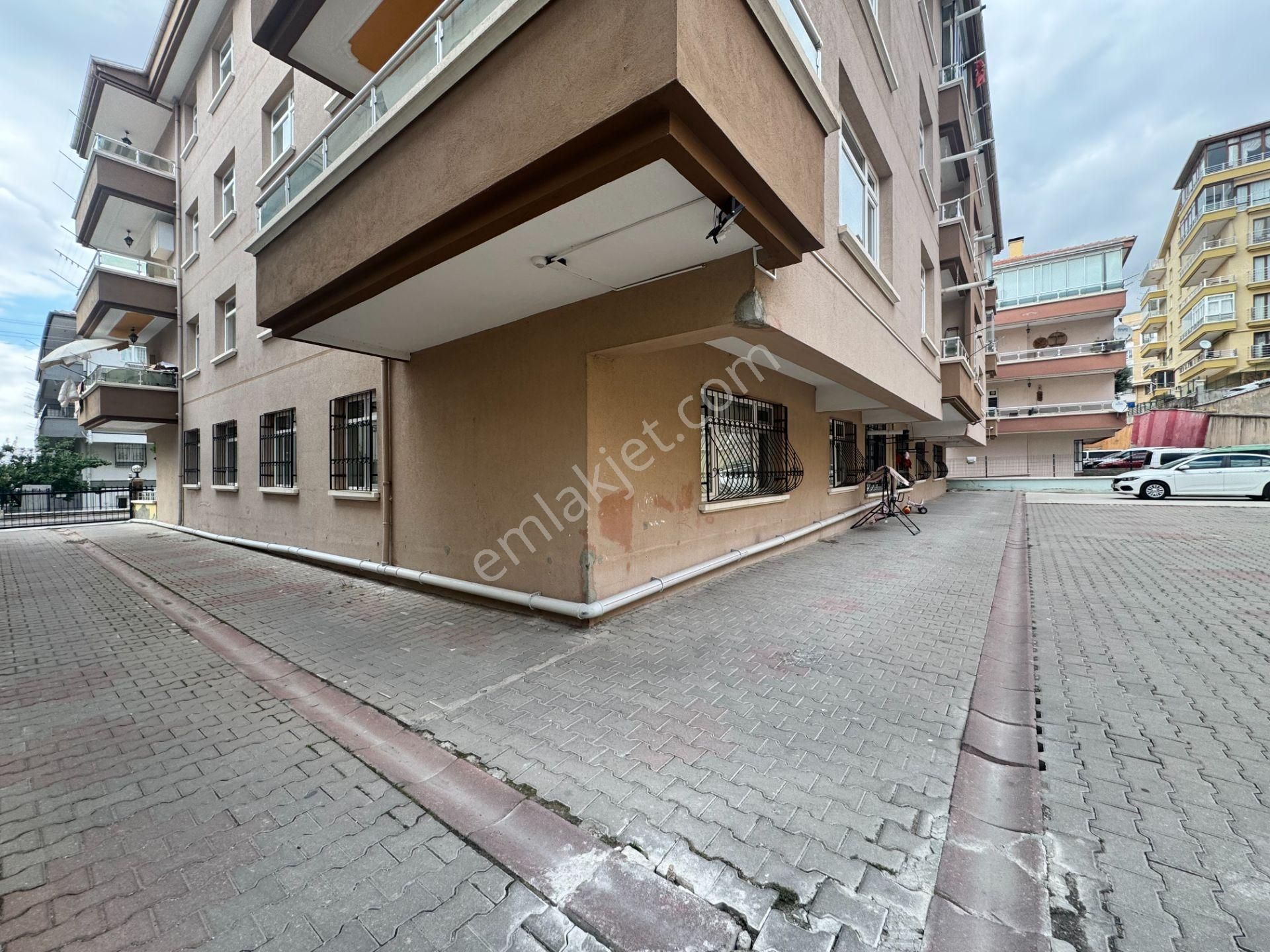 *giriş Katta,3+1,bağımsız,geniş Yapıda,bağlarbaşı Mh.478.sk. - Görsel 31