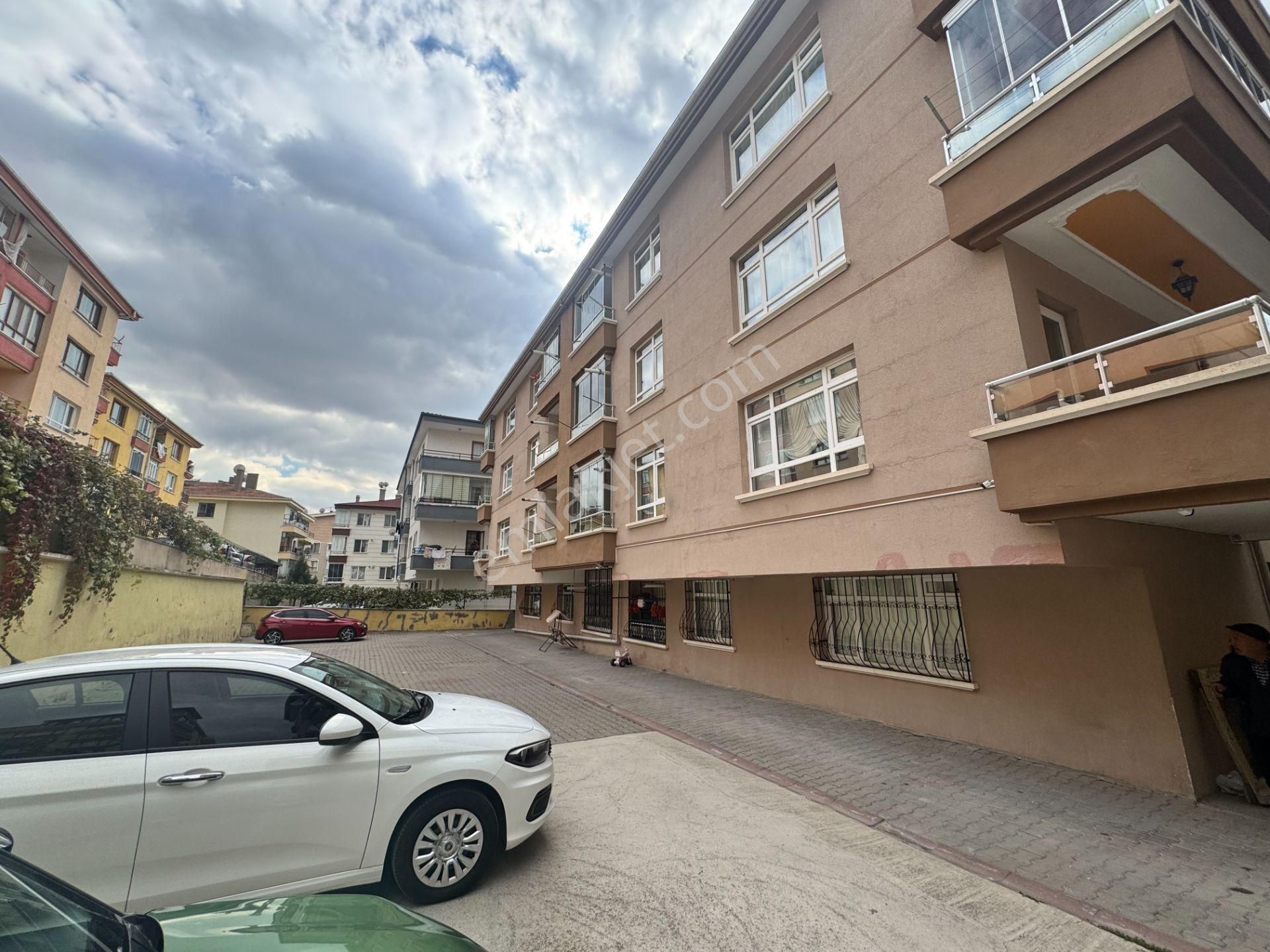 *giriş Katta,3+1,bağımsız,geniş Yapıda,bağlarbaşı Mh.478.sk. - Görsel 28