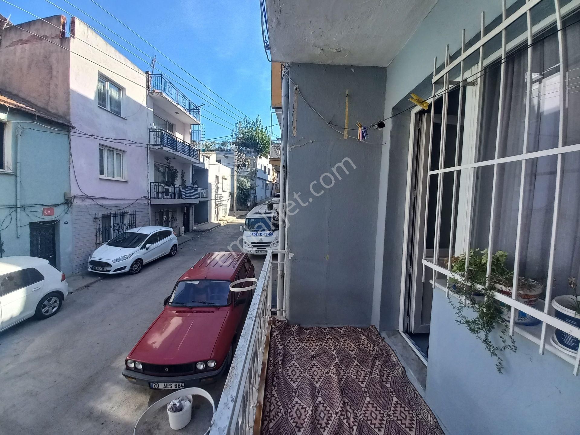 İzmir Bornova Zafer'de Satılık Müstakil Bahçeli Ev - Görsel 9