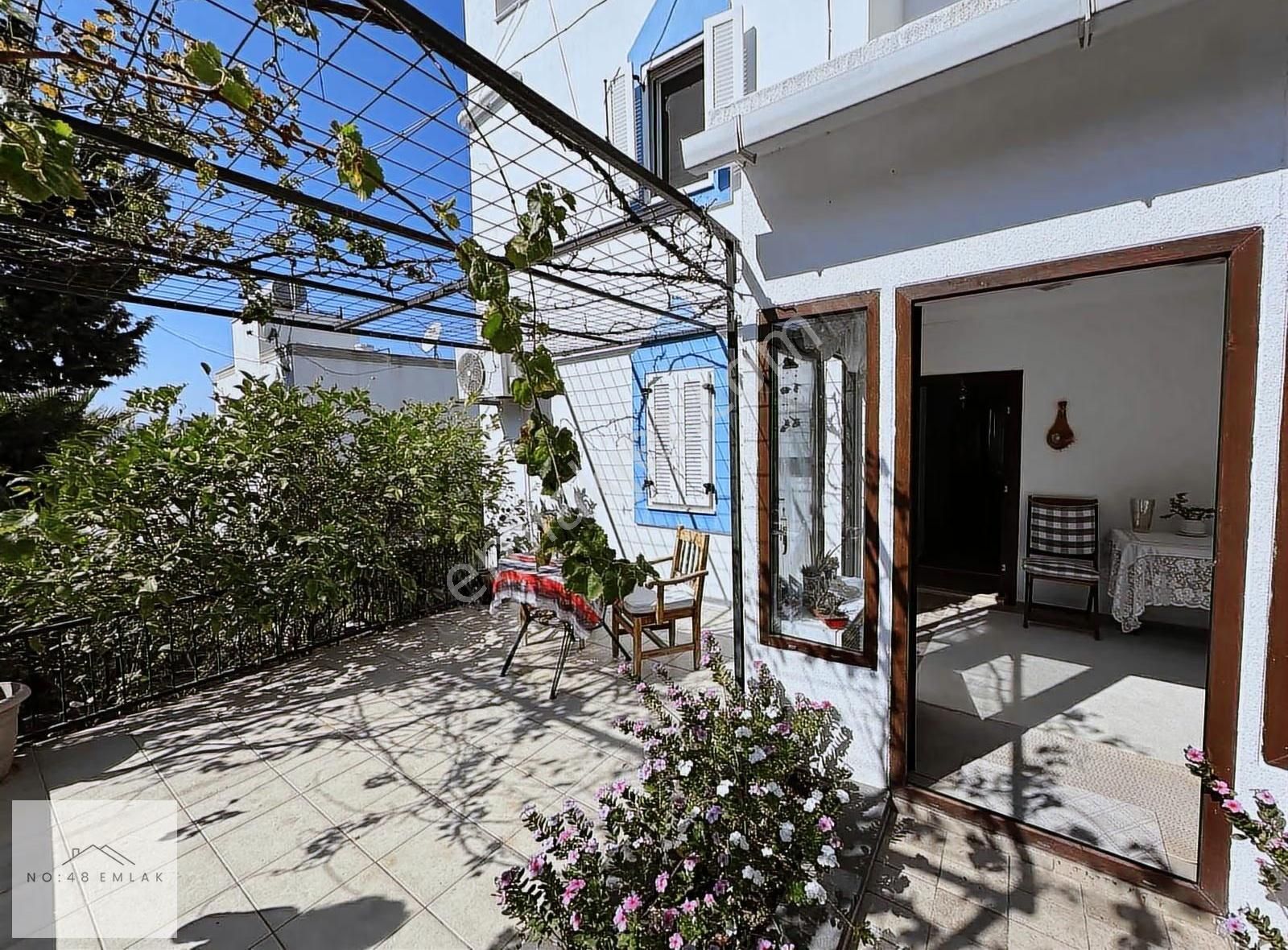 Bitez Asarlık'ta Tam Müstakil Bahçeli Villa - Görsel 4