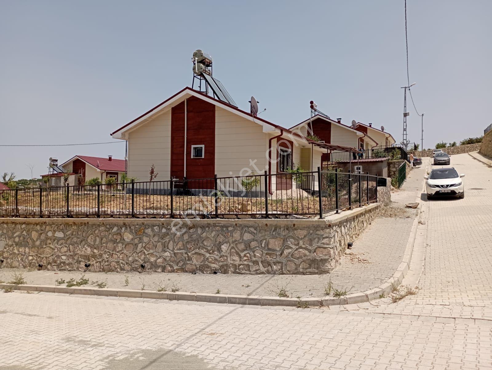 Hankendi Sarılı Köyünde Satlık 800 M2 Bahçeli Ev - Görsel 13