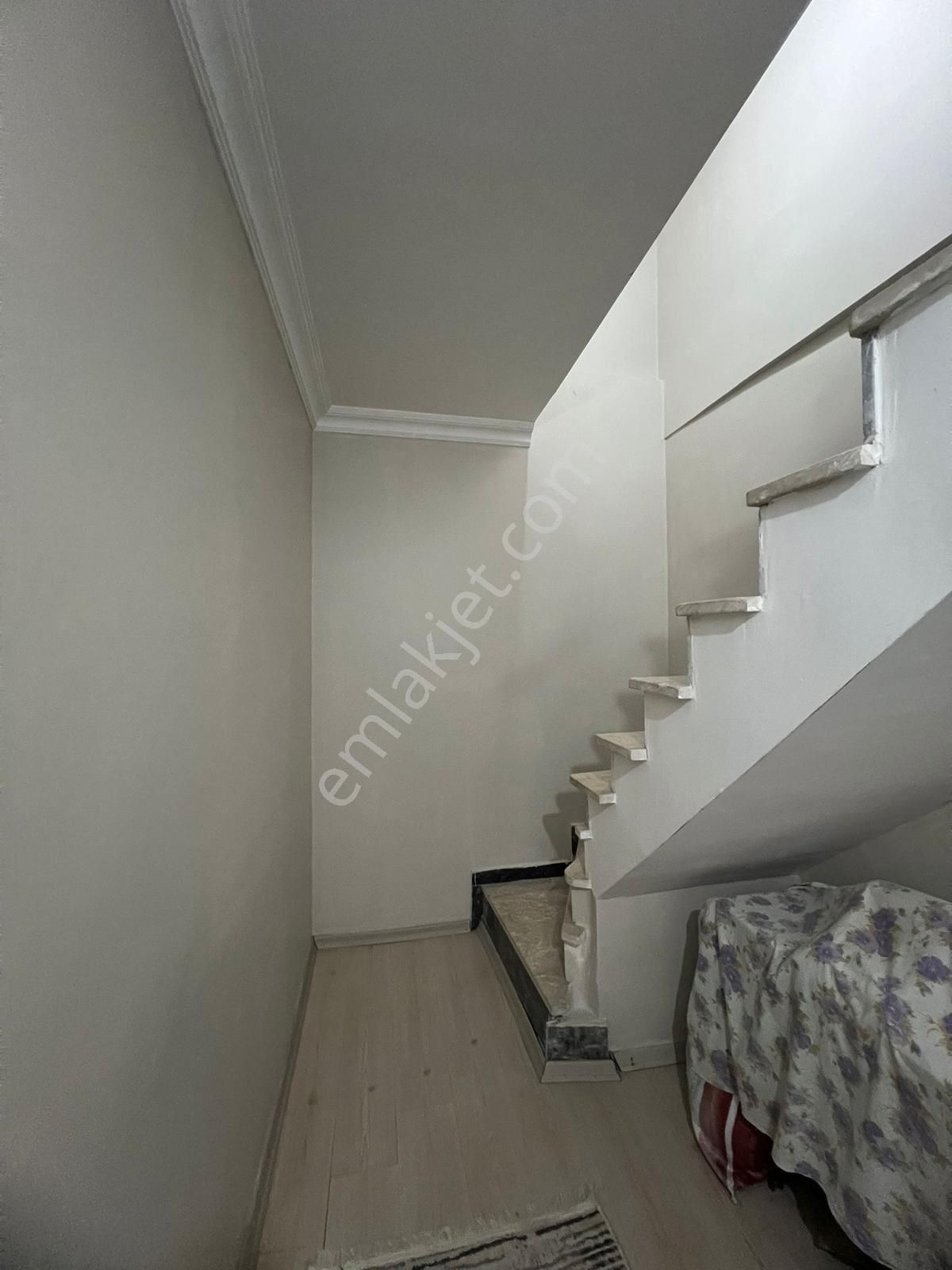 Sancaktepe Merve Mah. 4+1 Balkonlu Geniş Kullanımlı Ters Dubleks - Görsel 29