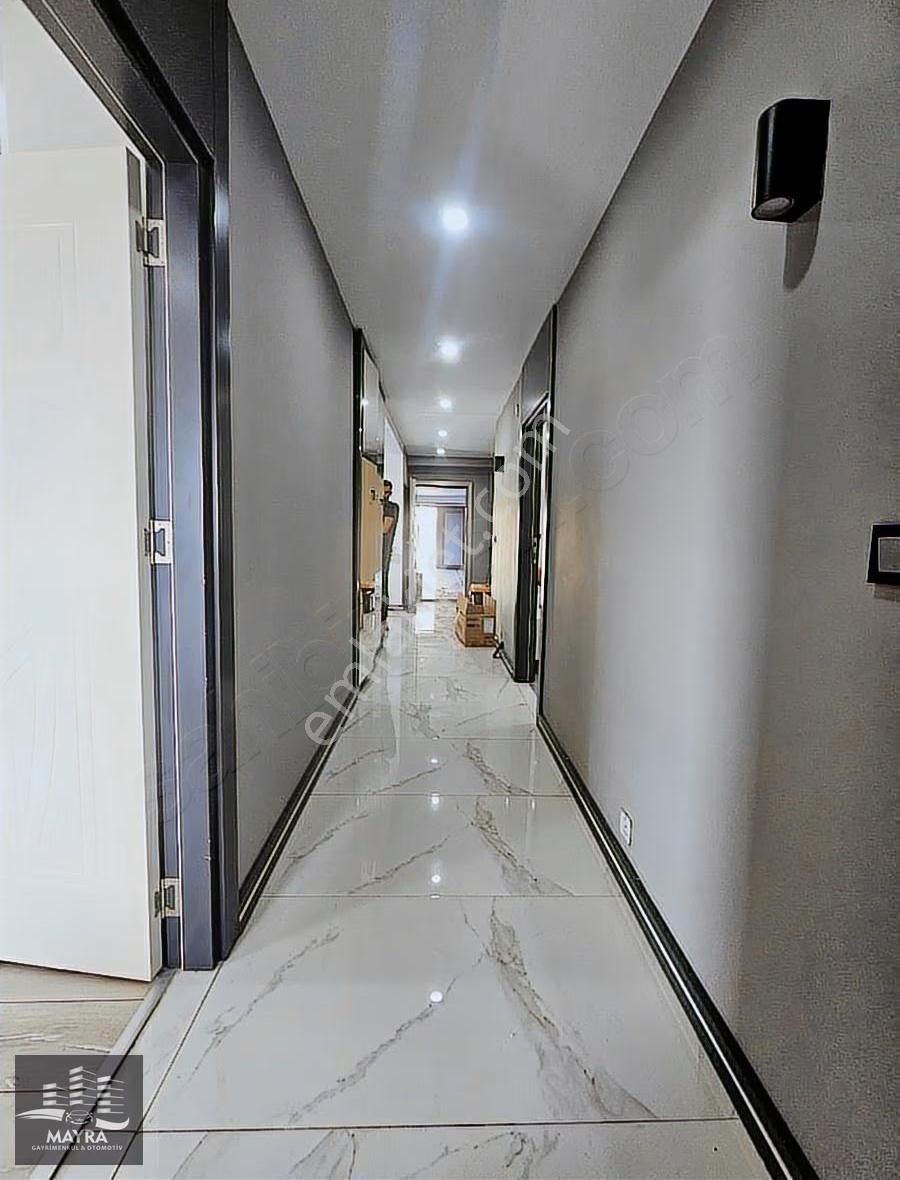 Bölgenin En İyisi 190 M2 3+1 Bahçe Kullanımlı Dubleks Lüks Site - Görsel 17