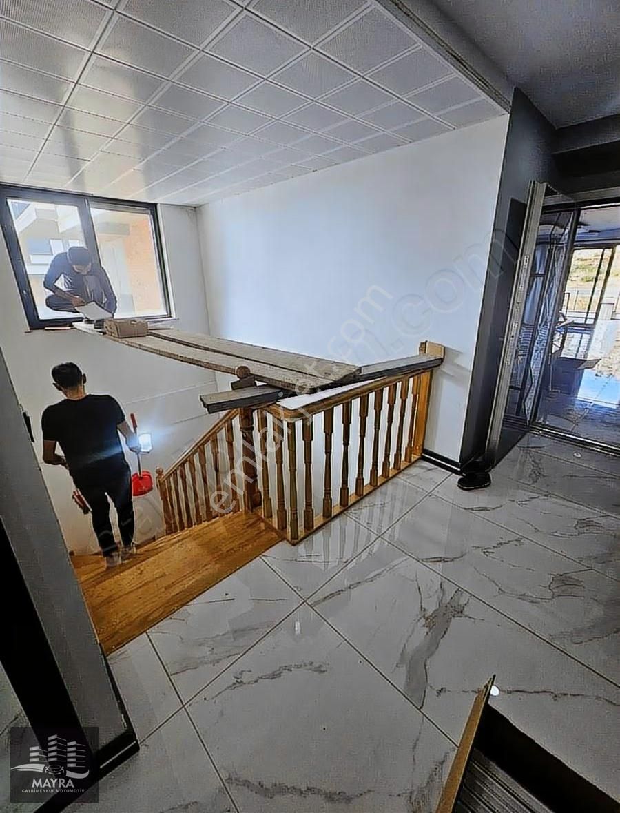 Bölgenin En İyisi 190 M2 3+1 Bahçe Kullanımlı Dubleks Lüks Site - Görsel 14