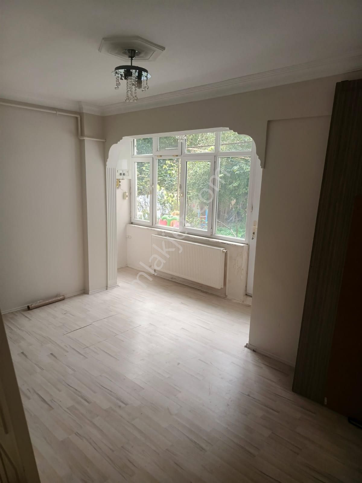 Akşenden Fatih Silivrikapıda 2+1 Full Yapılı 85m² Bahçe Katı Kiralık Daire - Görsel 3