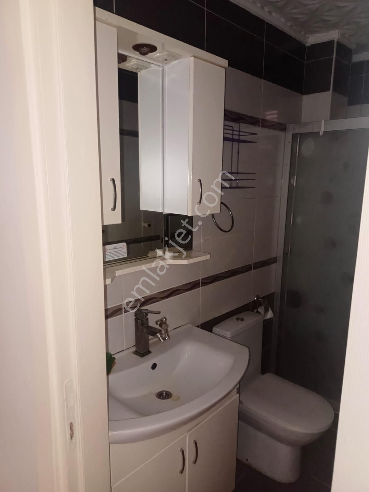 Akşenden Fatih Silivrikapıda 2+1 Full Yapılı 85m² Bahçe Katı Kiralık Daire - Görsel 14