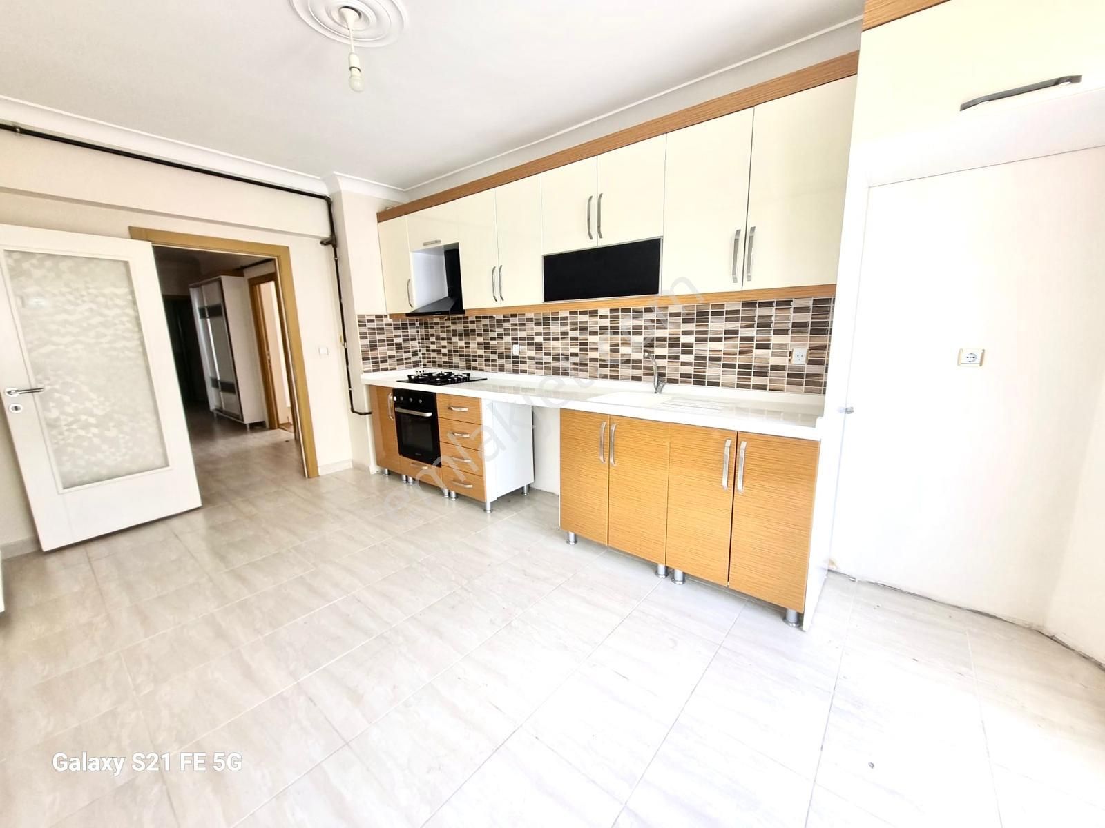 Demirözden Mustafa Kemalde Arakat E.banyolu 3+1 Kiralık Daire - Görsel 2