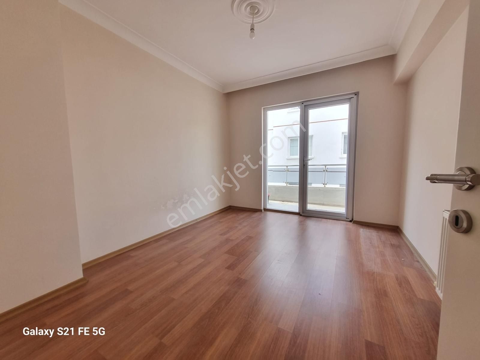 Demirözden Mustafa Kemalde Arakat E.banyolu 3+1 Kiralık Daire - Görsel 15