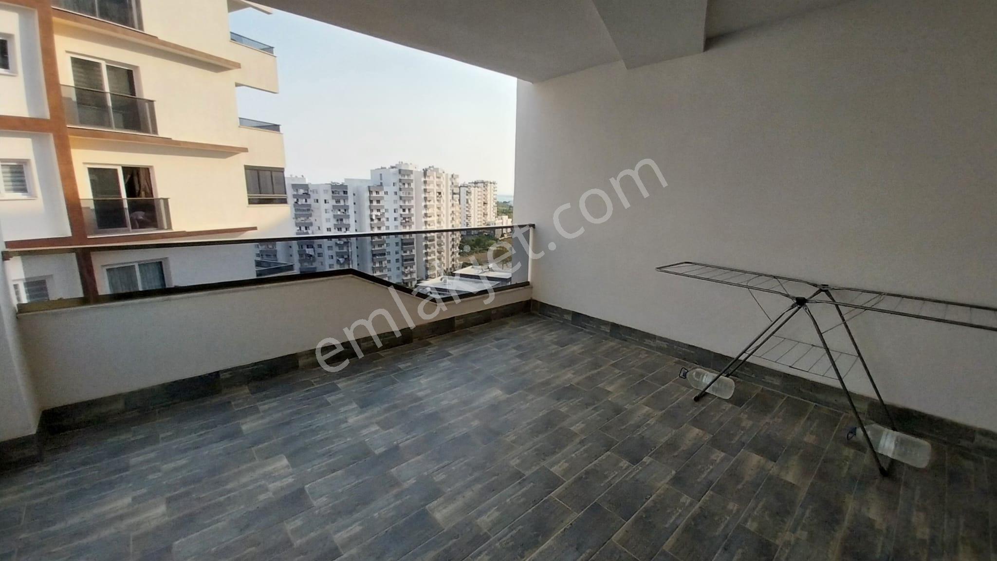 Denize Çok Yakın Aquaparklı Lüx Güvenlikli Site İçinde Gdk 2+1 - Görsel 12