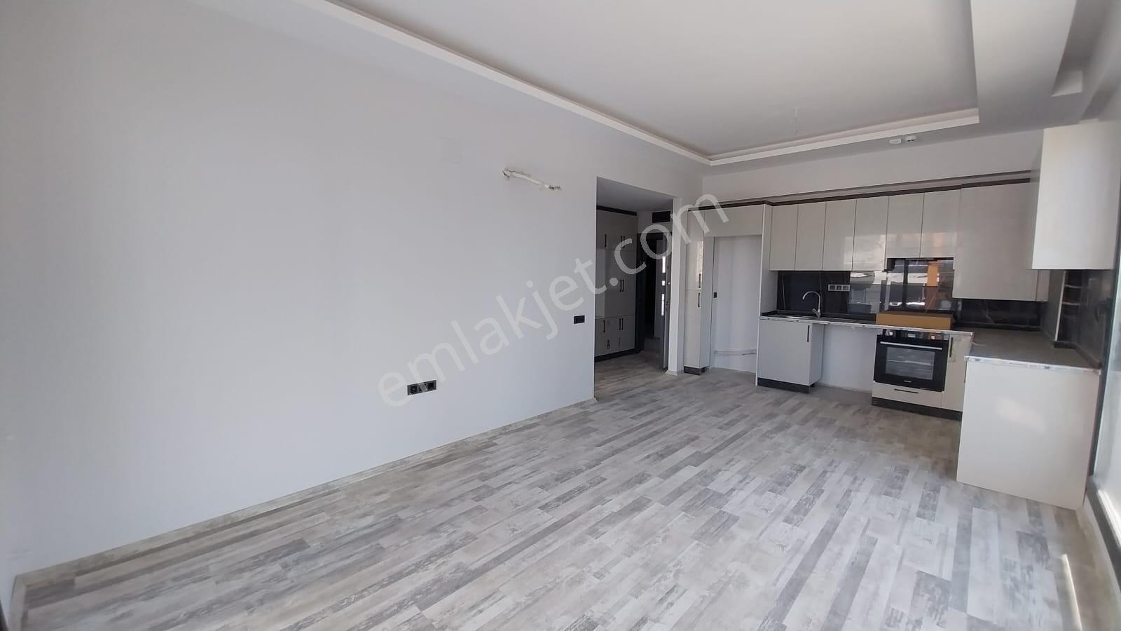 Kargıpınarında 80m2 1+1 Güney Doğu Havuz Ve Peyzaj Cepheli Sıfır ! - Görsel 7