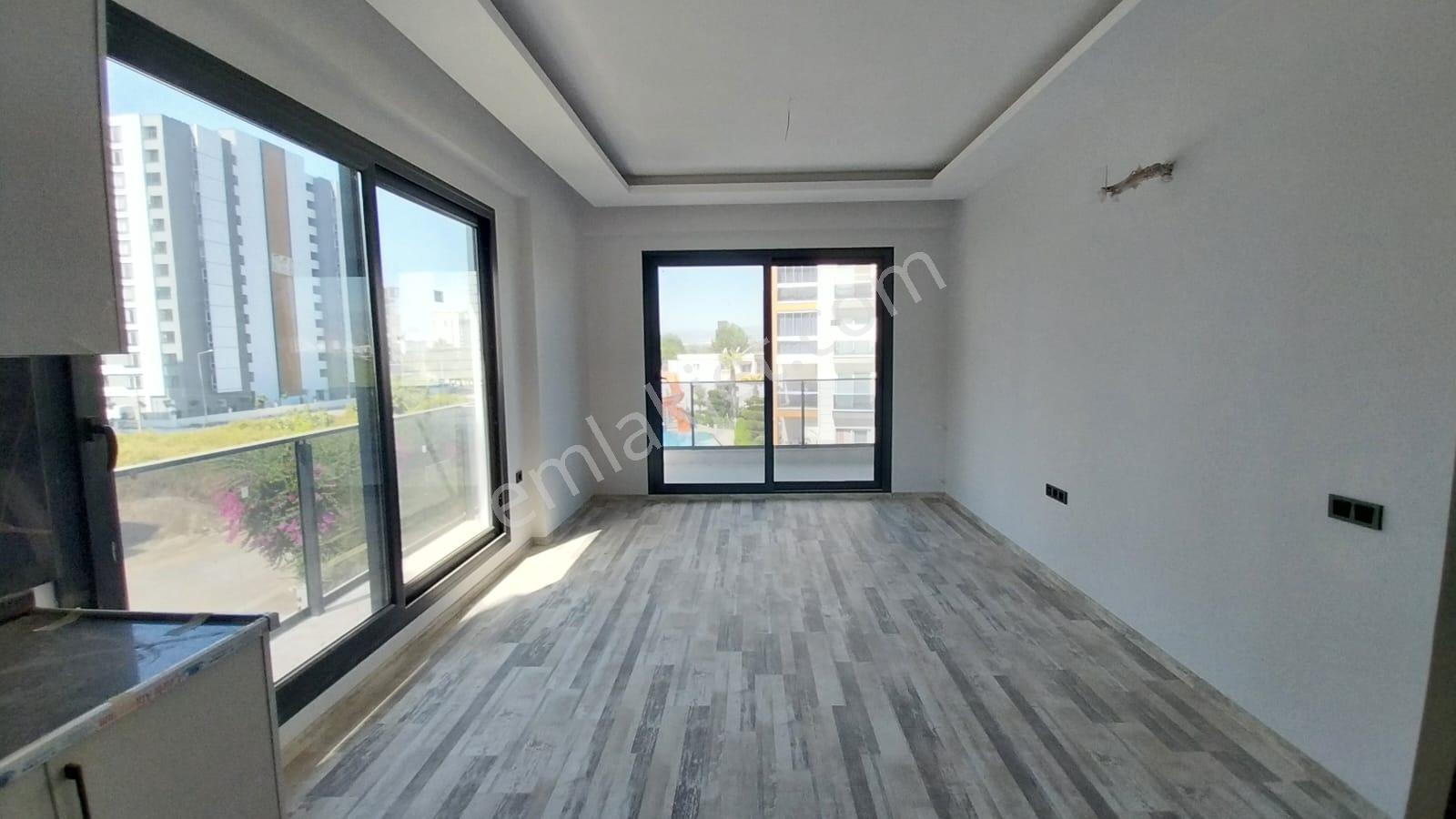 Kargıpınarında 80m2 1+1 Güney Doğu Havuz Ve Peyzaj Cepheli Sıfır ! - Görsel 11