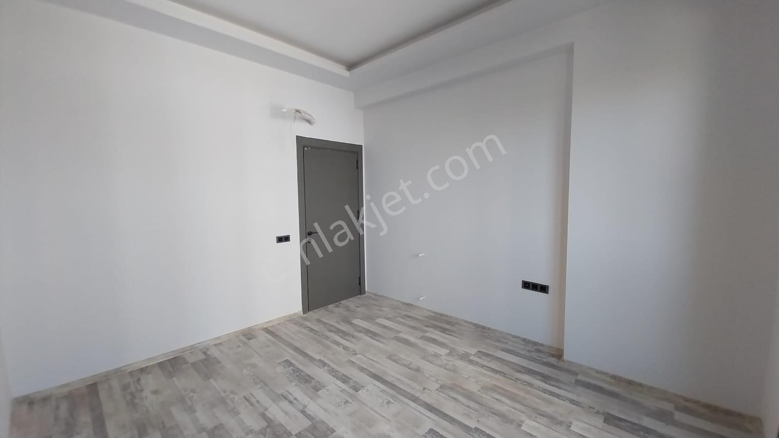 Kargıpınarında 80m2 1+1 Güney Doğu Havuz Ve Peyzaj Cepheli Sıfır ! - Görsel 8