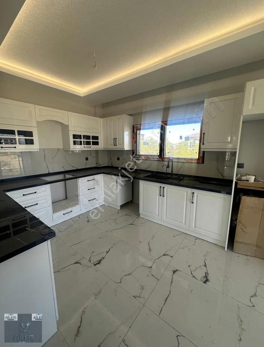 Serkent'te Muhteşem Konumlu 4+1 Sıfır Villa - Görsel 10